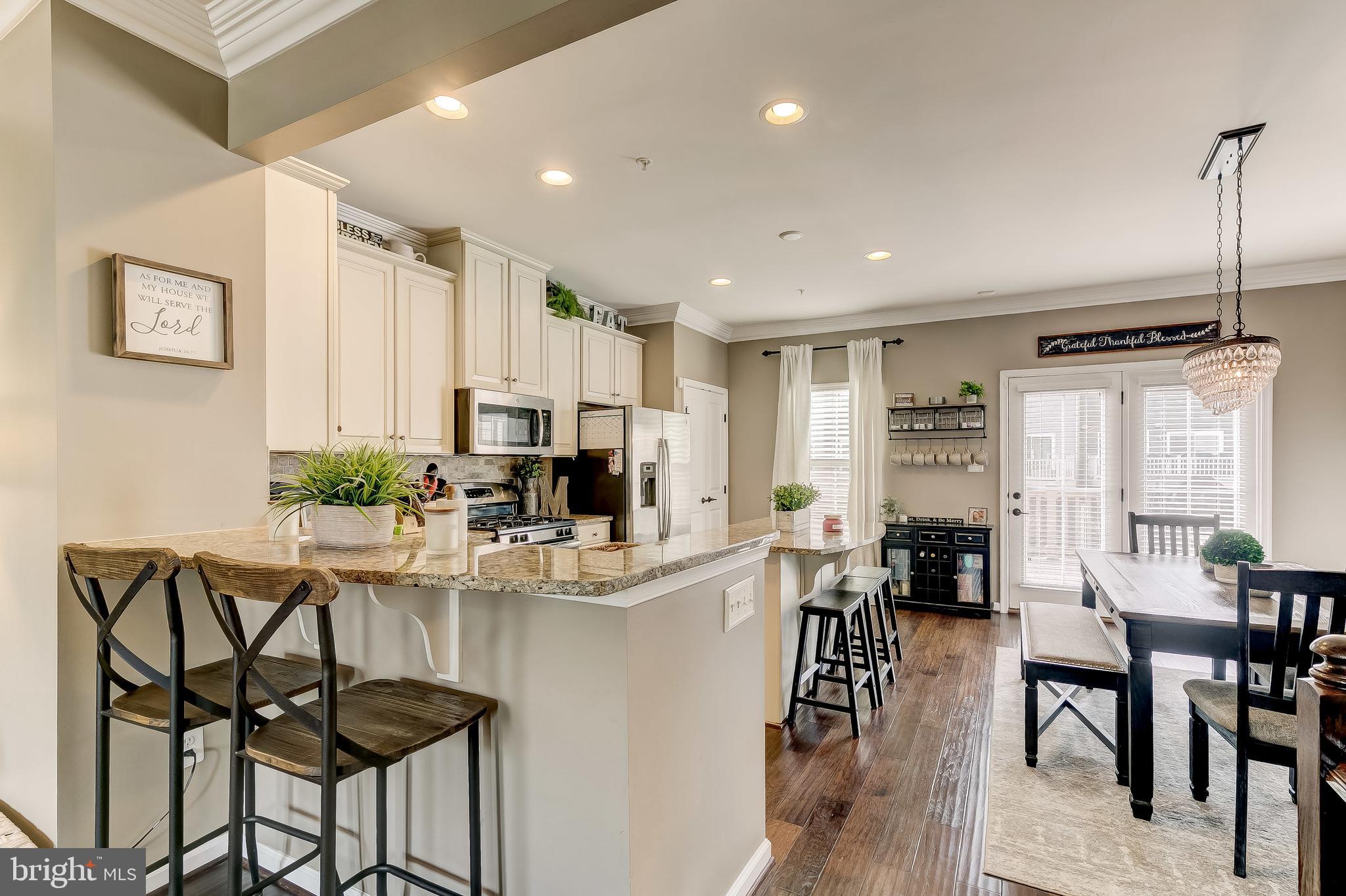 CREEKSIDE VILLAGE AT TANYARD SPRINGS - Residential