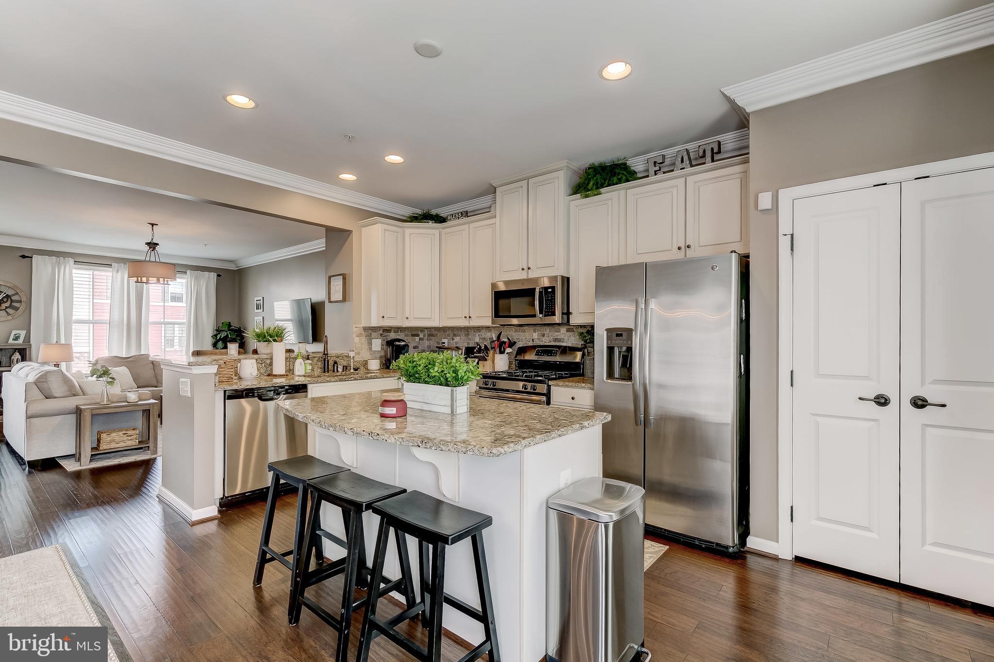 CREEKSIDE VILLAGE AT TANYARD SPRINGS - Residential