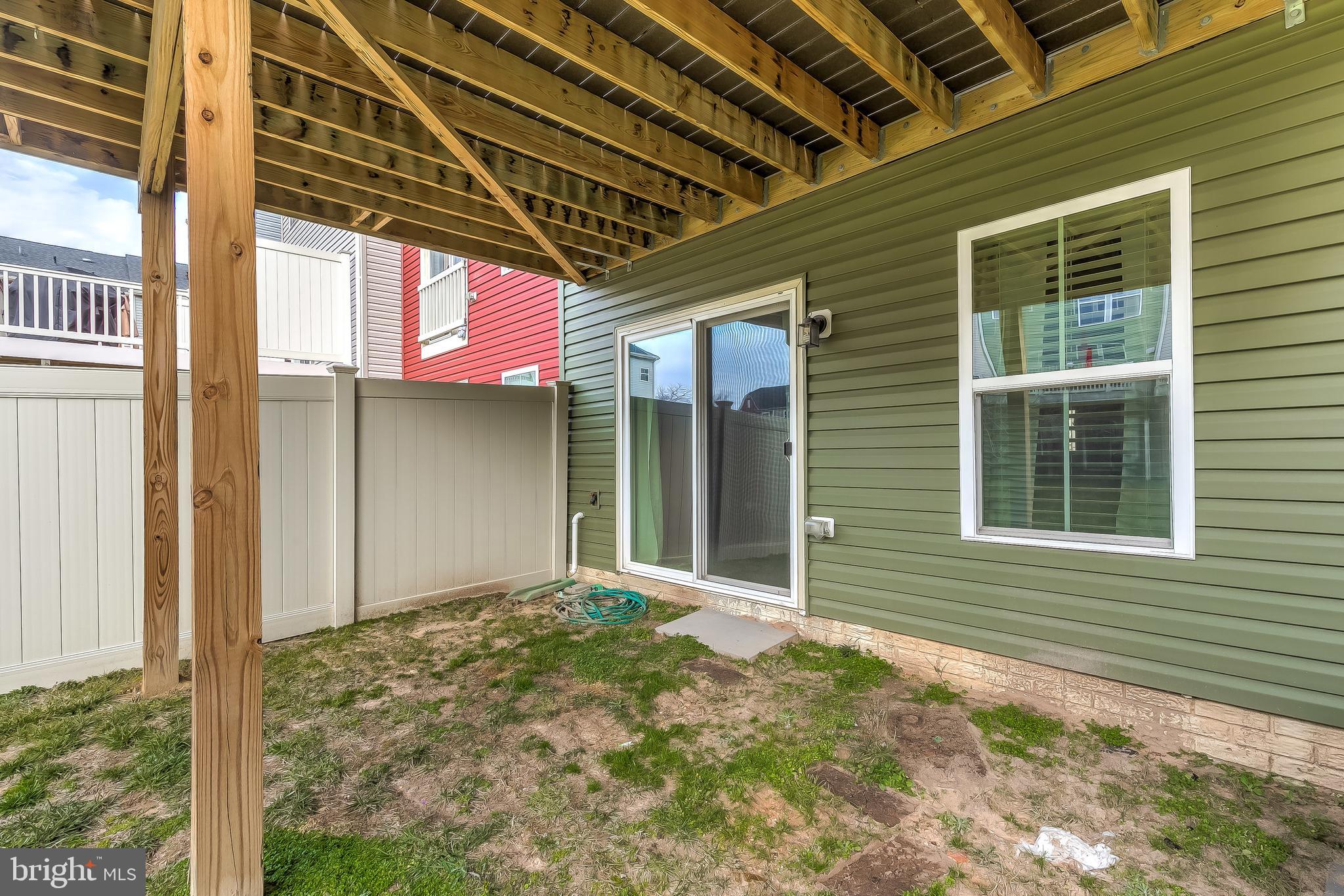 CREEKSIDE VILLAGE AT TANYARD SPRINGS - Residential