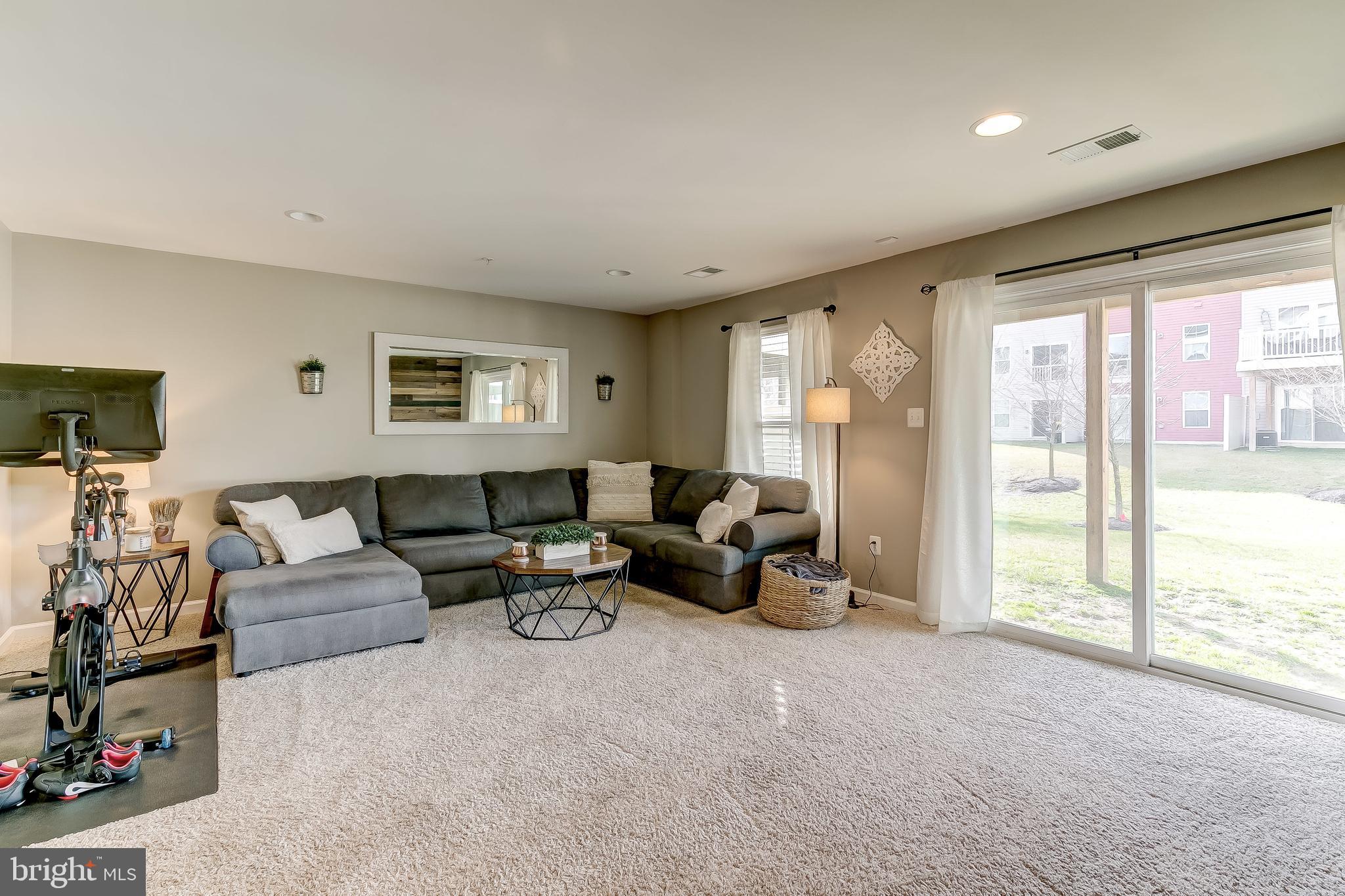 CREEKSIDE VILLAGE AT TANYARD SPRINGS - Residential