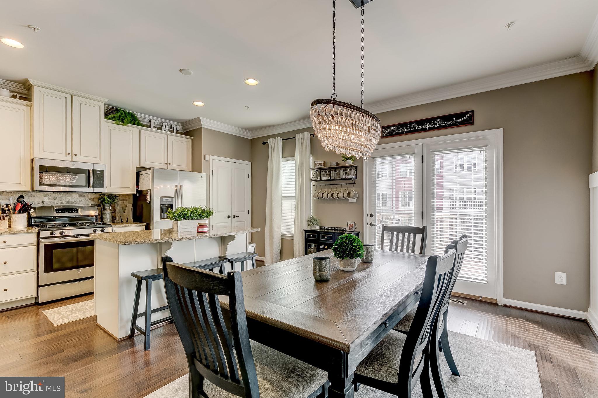 CREEKSIDE VILLAGE AT TANYARD SPRINGS - Residential