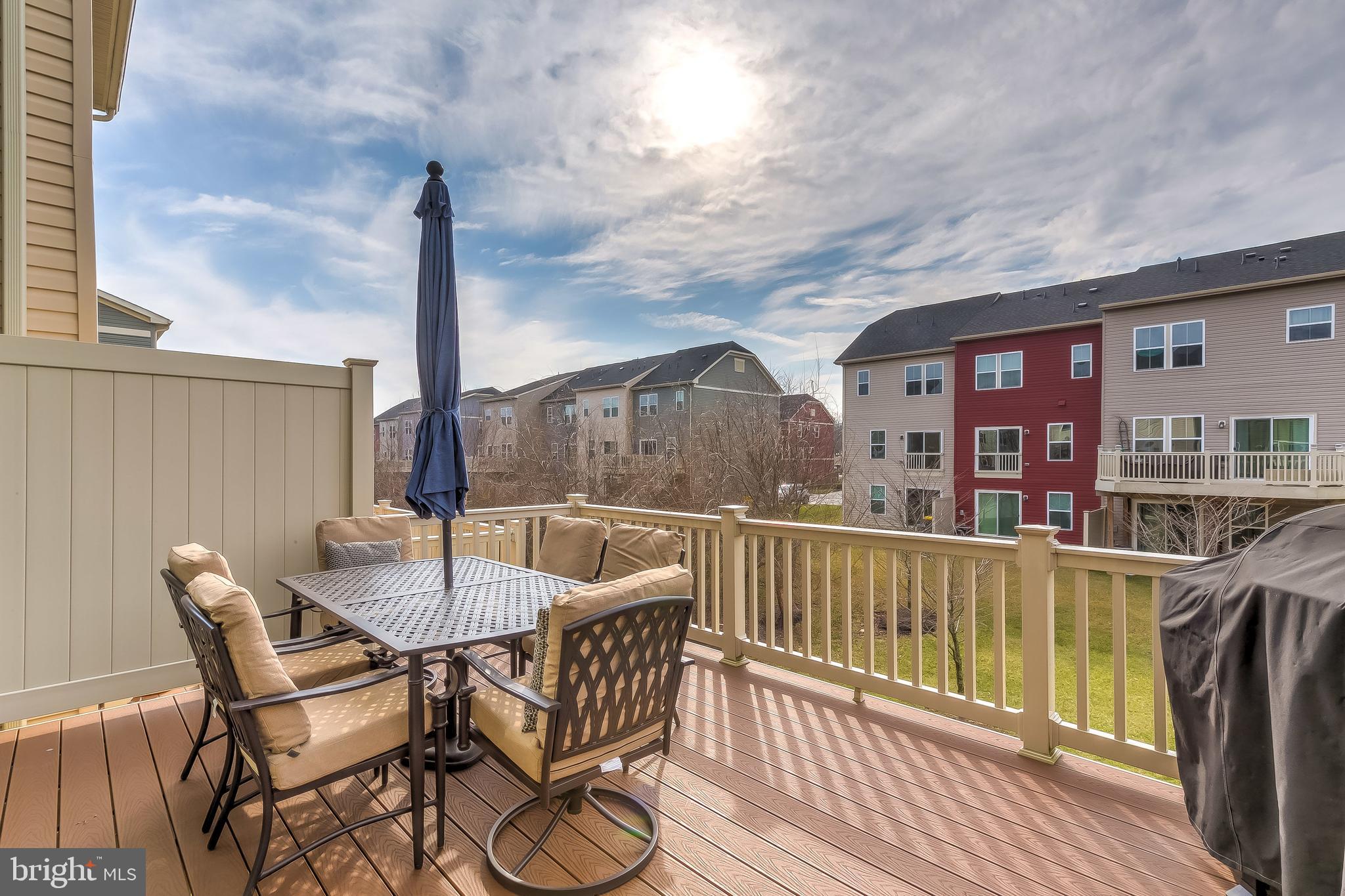 CREEKSIDE VILLAGE AT TANYARD SPRINGS - Residential