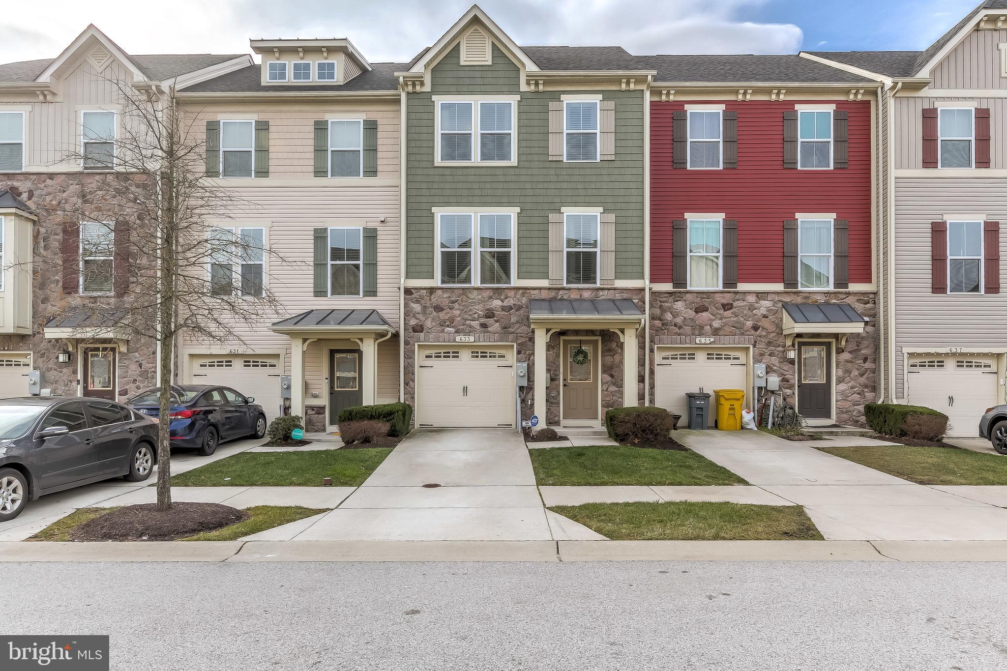 CREEKSIDE VILLAGE AT TANYARD SPRINGS - Residential