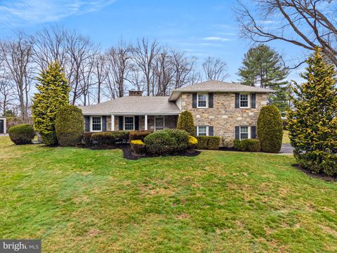 Homes For Sale - 4129 Presidential Drive<br/> LAFAYETTE HILL, PA 19444