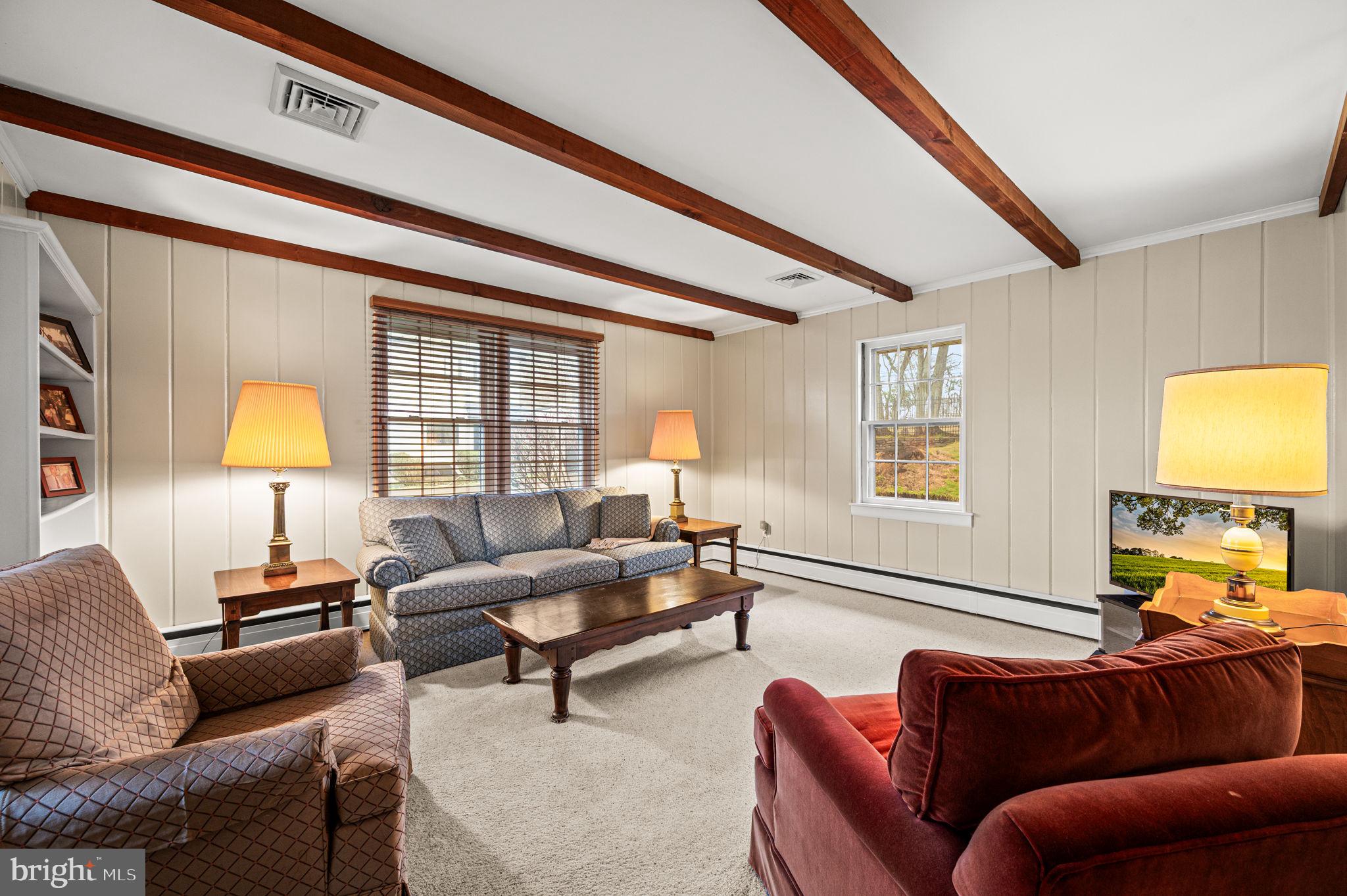 LAFAYETTE HILL - Residential