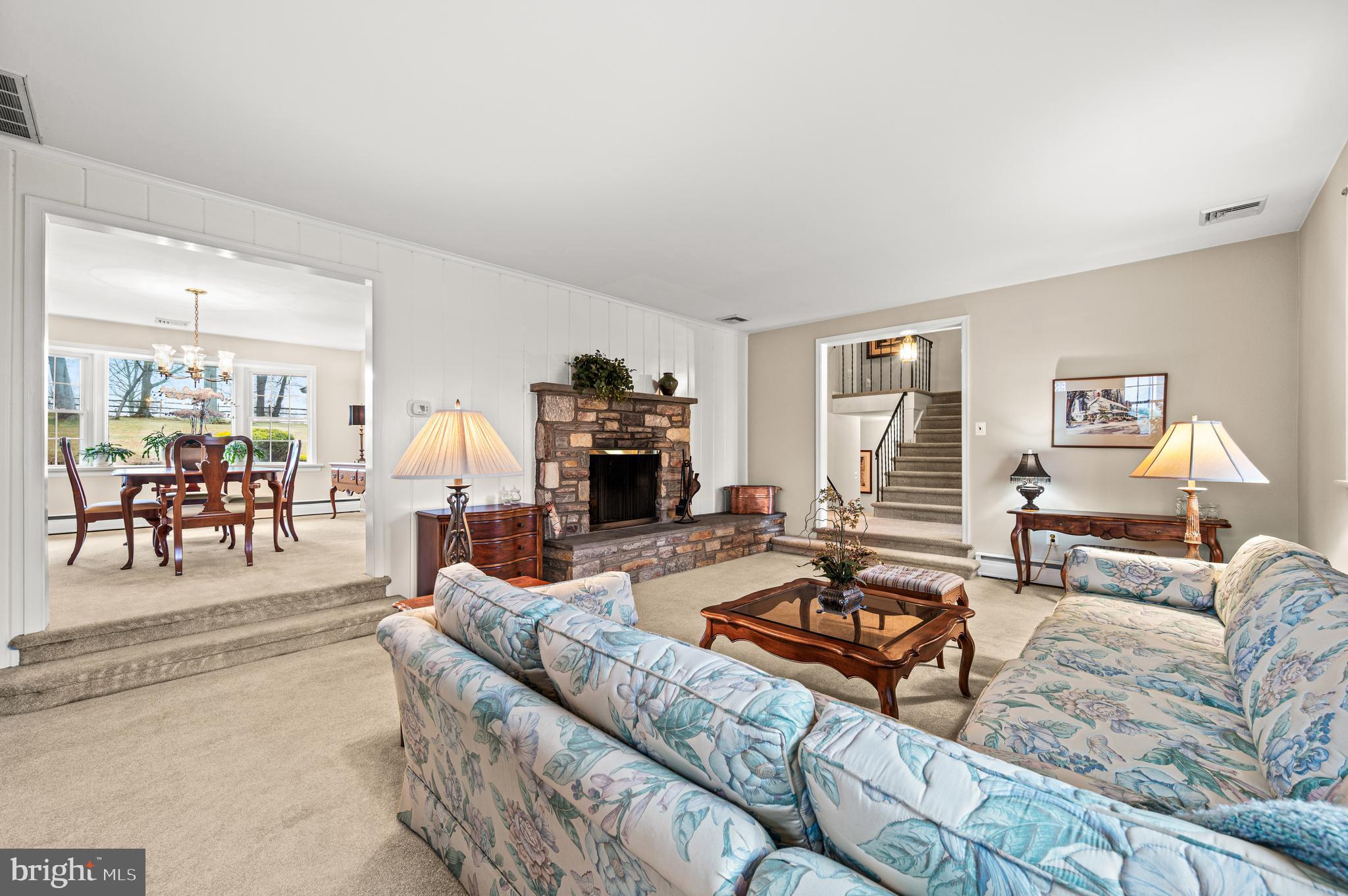 LAFAYETTE HILL - Residential