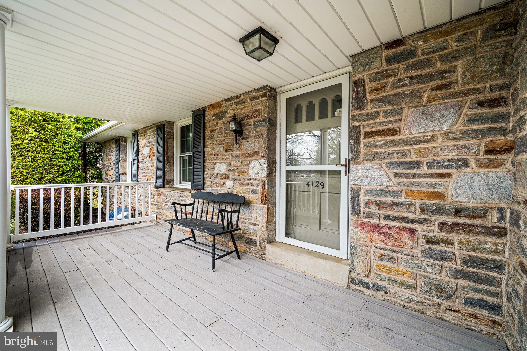 LAFAYETTE HILL - Residential