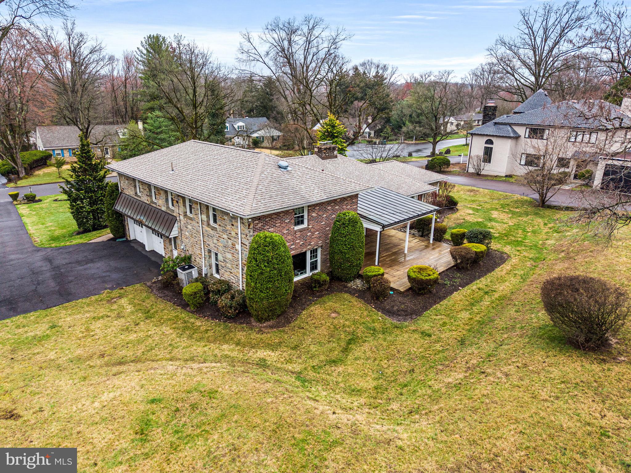 LAFAYETTE HILL - Residential