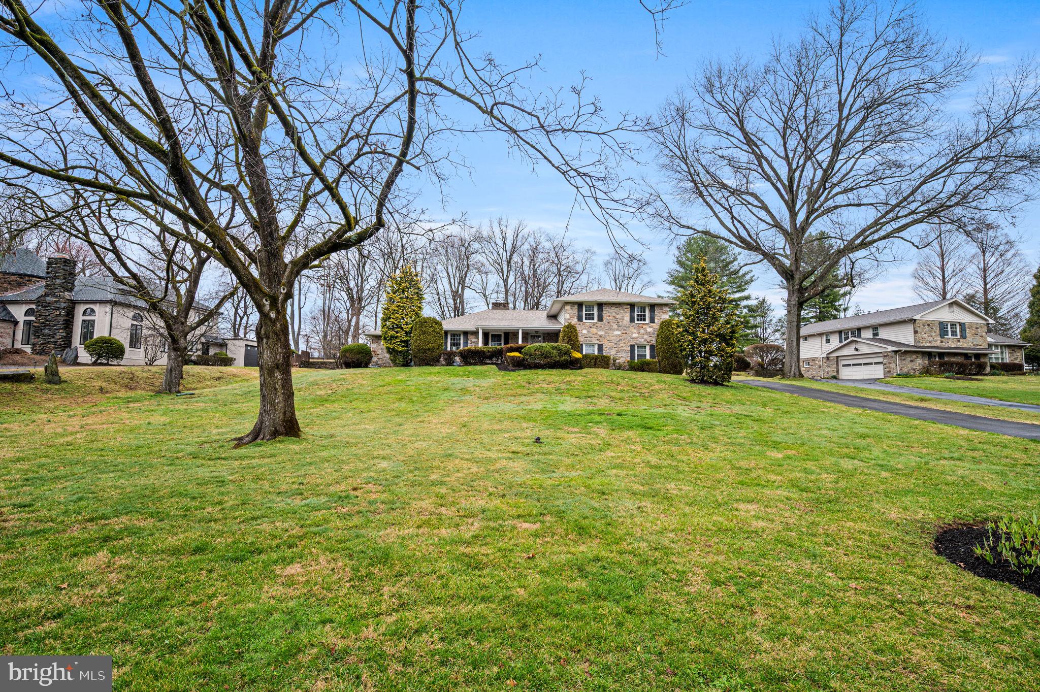 LAFAYETTE HILL - Residential