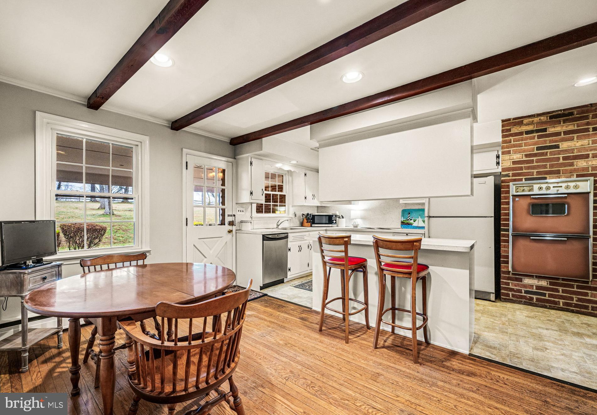 LAFAYETTE HILL - Residential