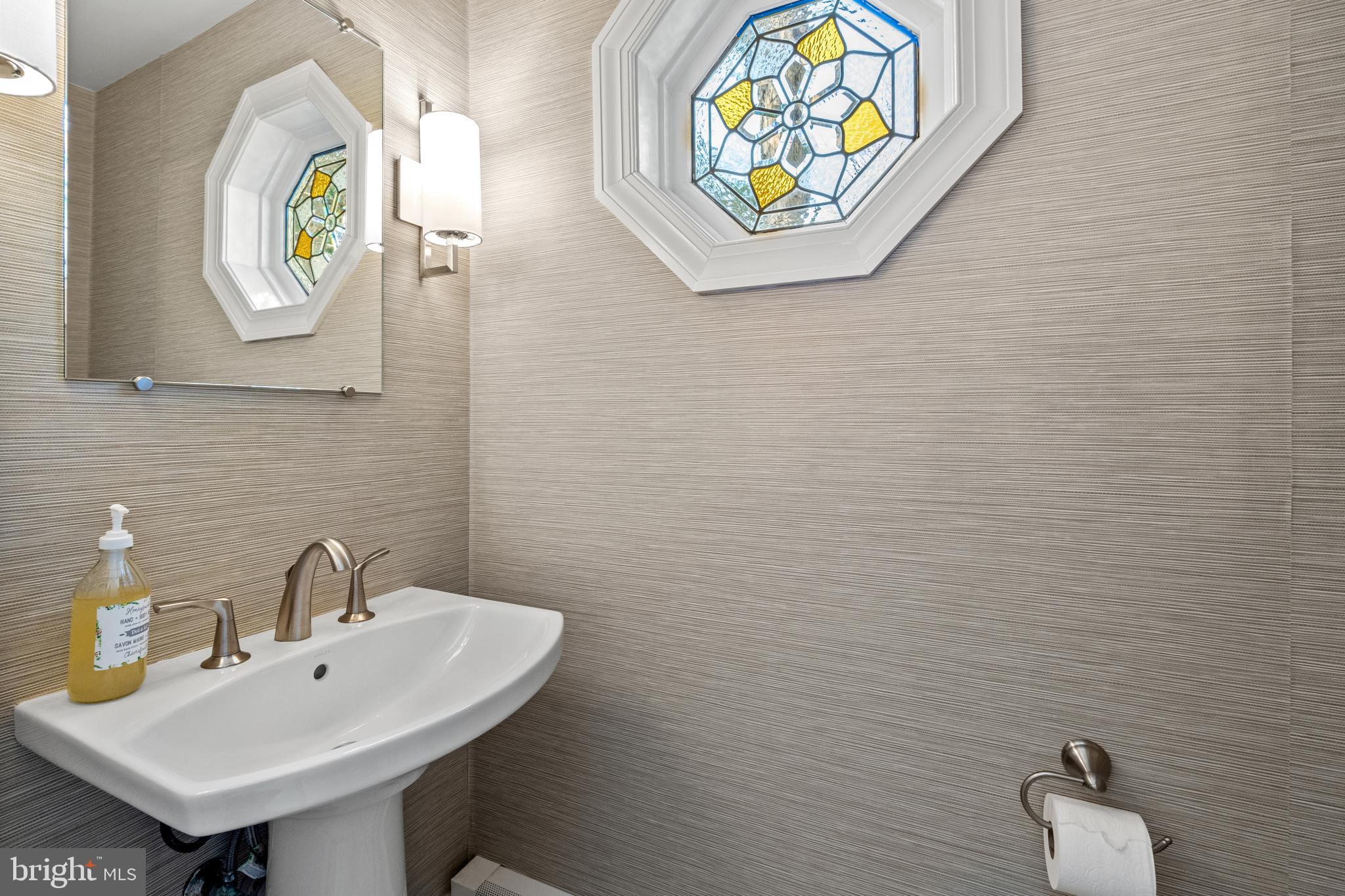 CHEVY CHASE VILLAGE - Residential