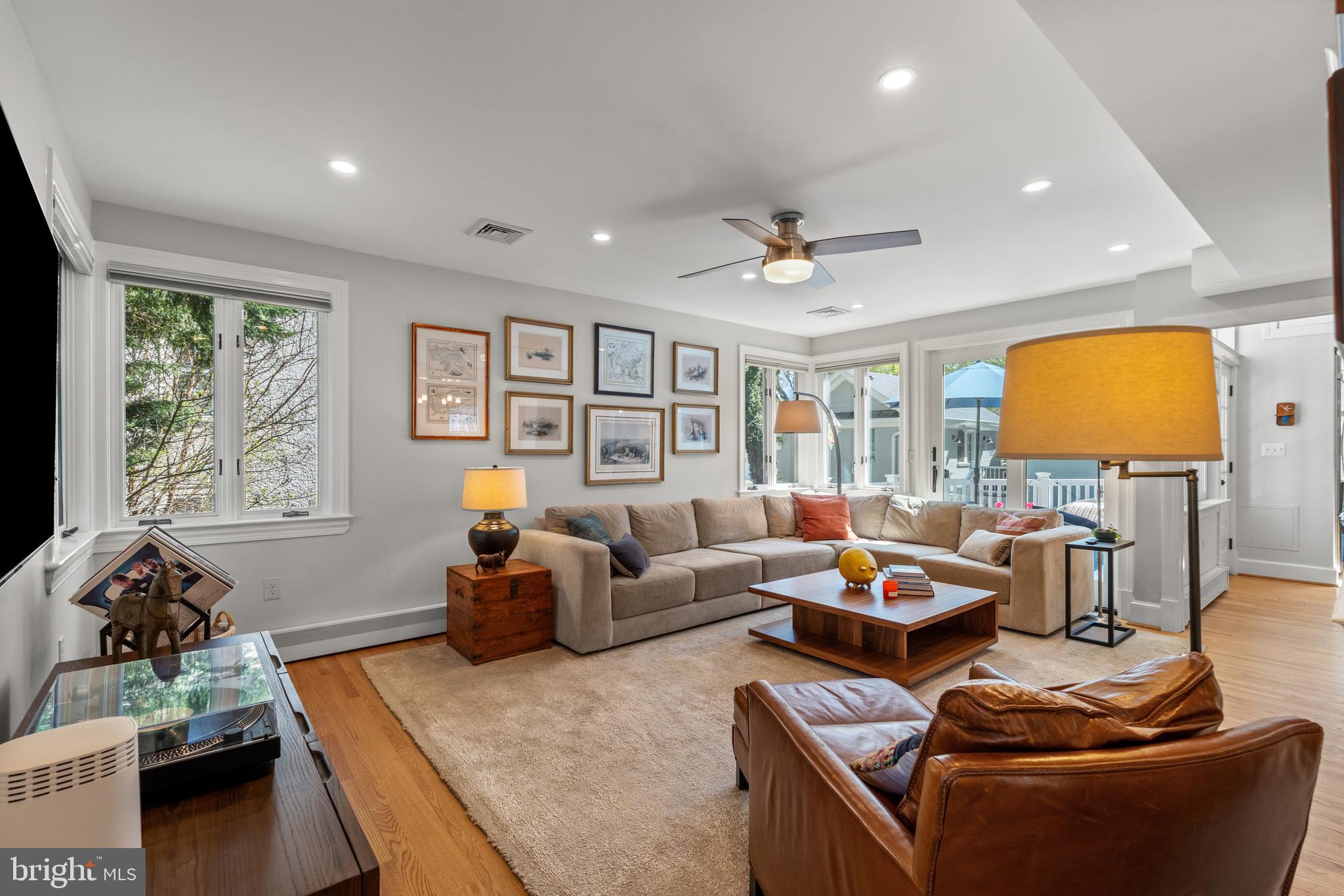 CHEVY CHASE VILLAGE - Residential