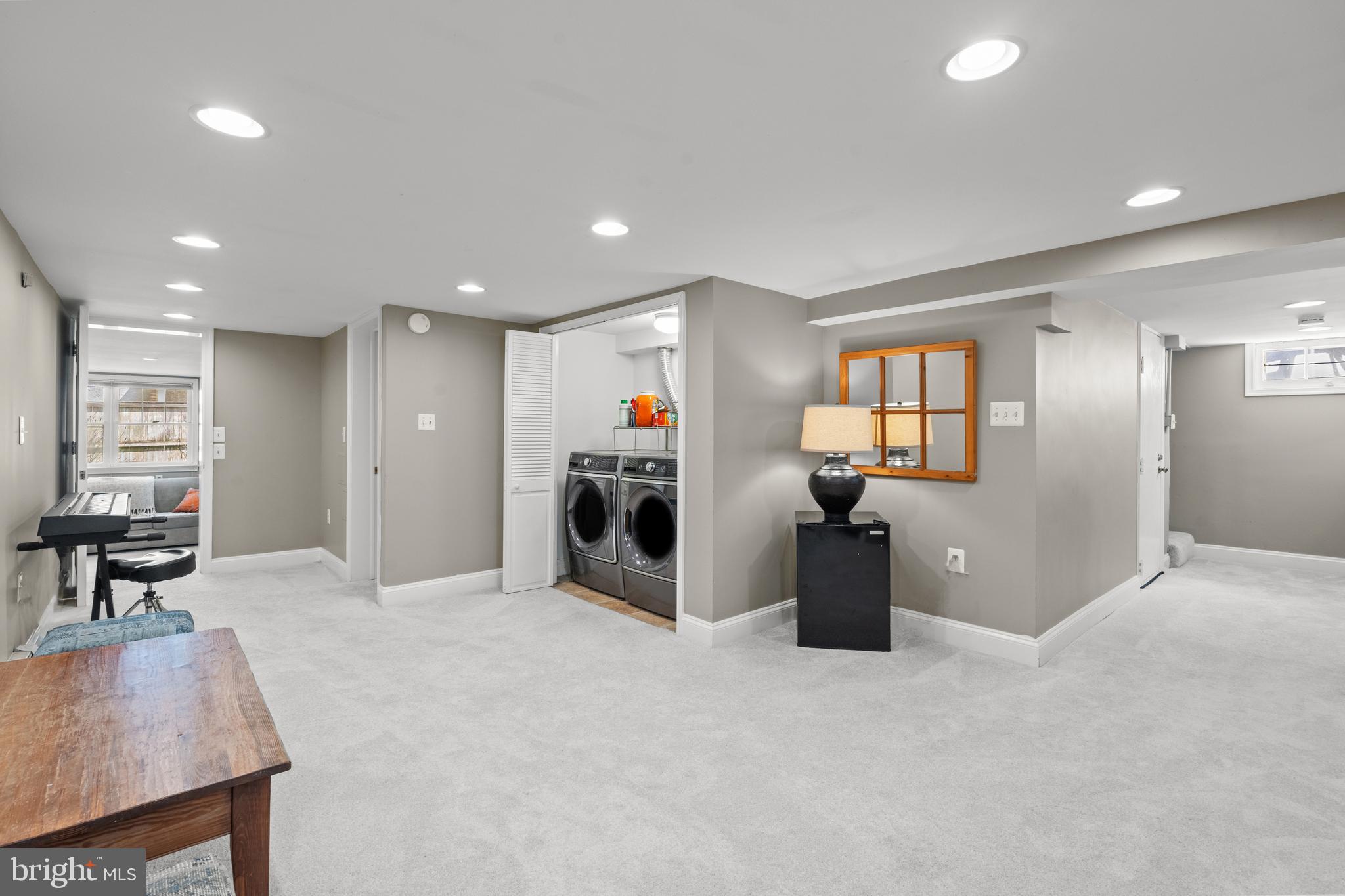 CHEVY CHASE VILLAGE - Residential