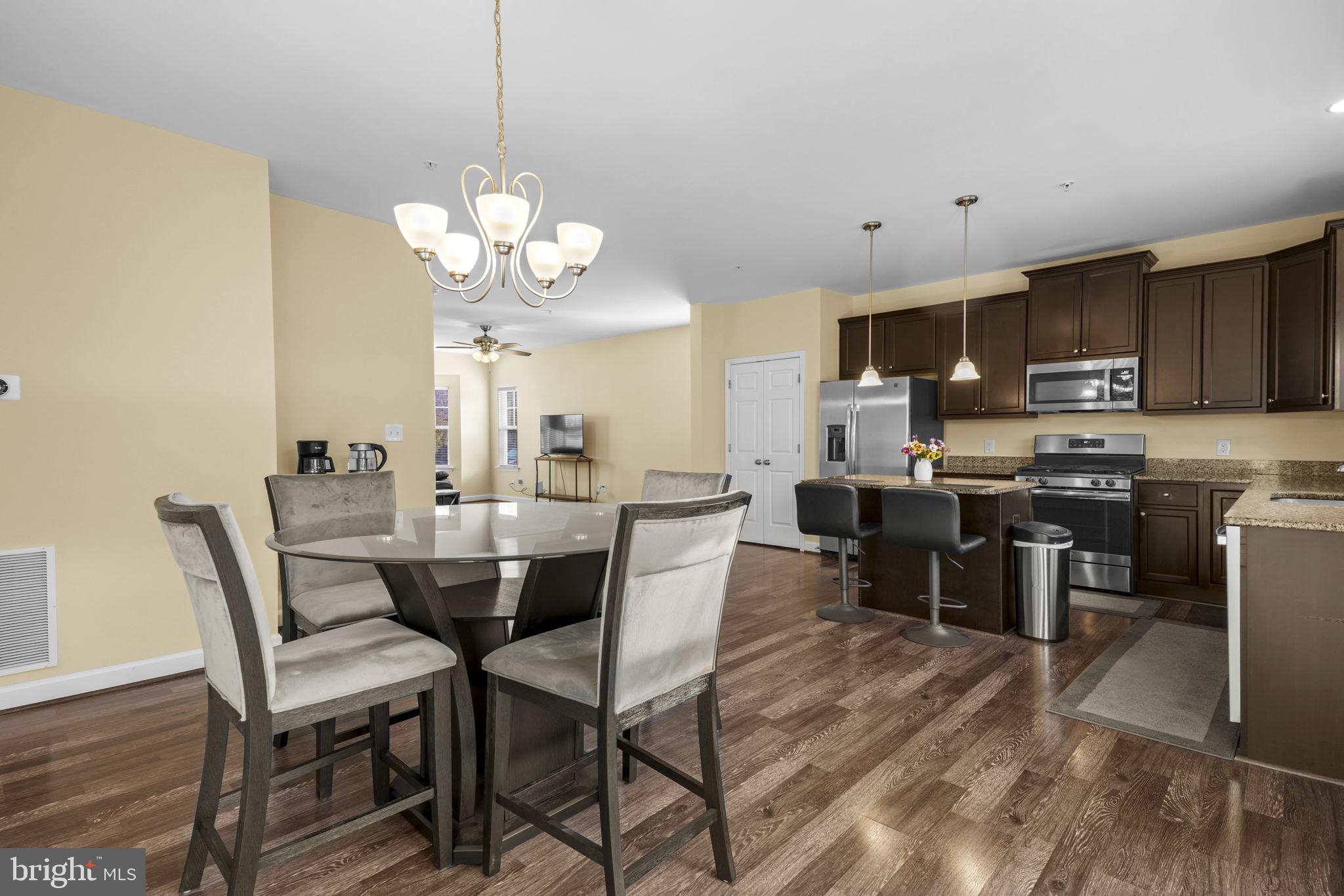 OAK TREE LANDING - Residential