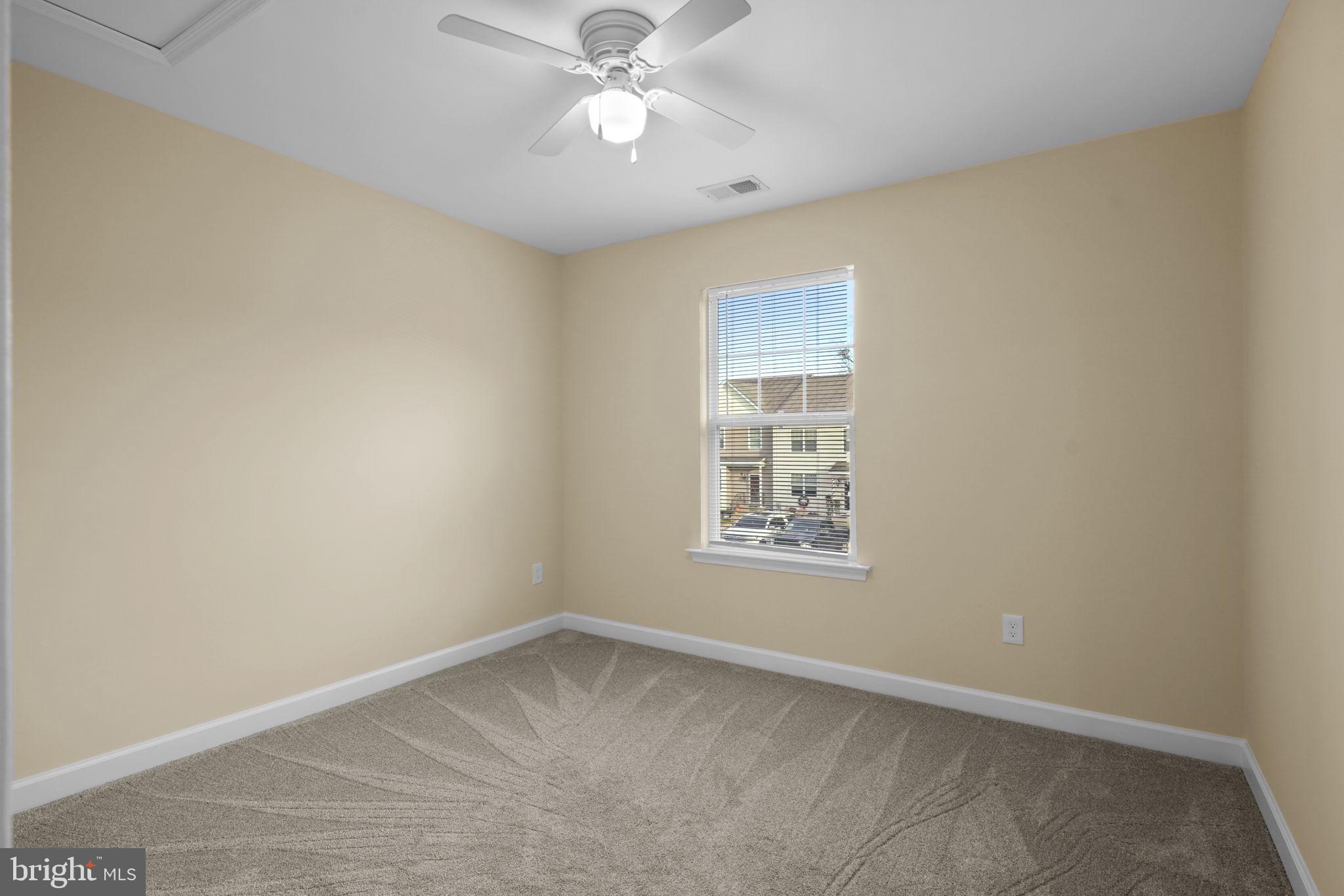 OAK TREE LANDING - Residential