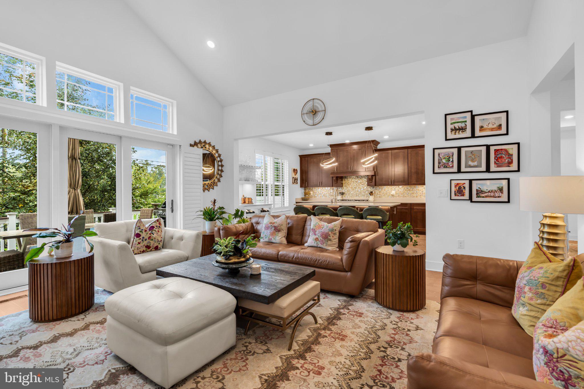 20 DOGLEG LANE