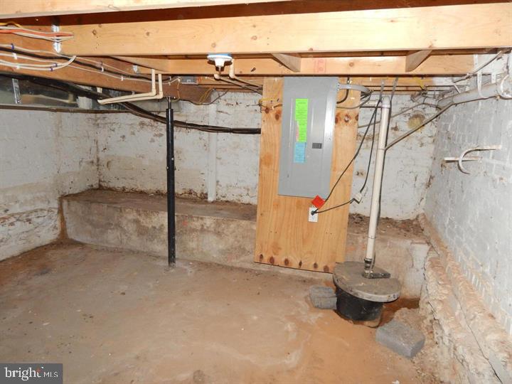 HIGHLANDTOWN - Residential