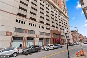 DOWNTOWN - Residential Lease