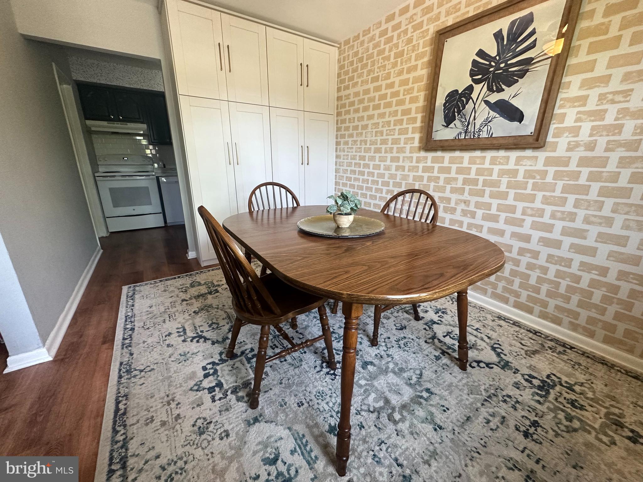 CIDER KNOLL - Residential