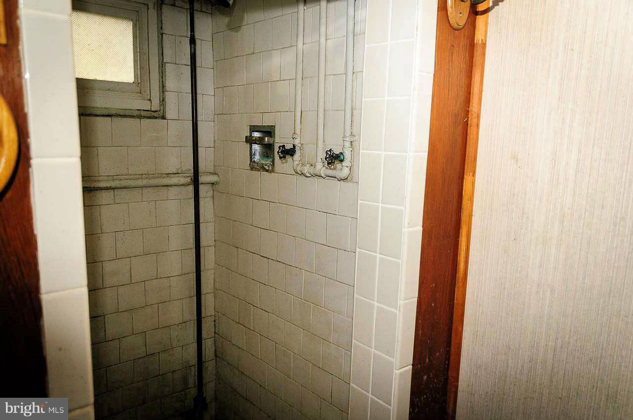 COLGATE PARK - Residential