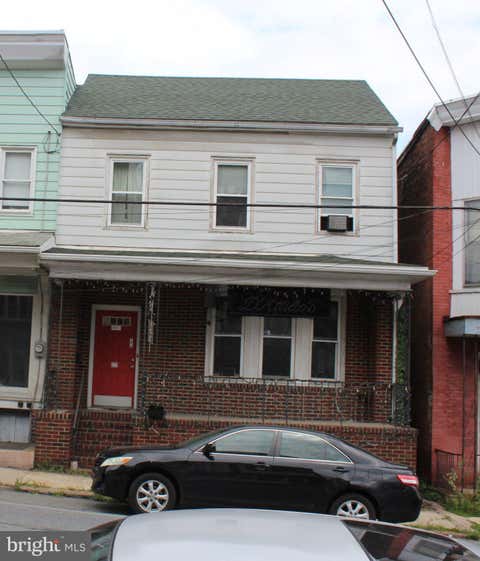 Photo of 444 S Sunbury Street, MINERSVILLE, PA 17954 (MLS # PASK2028612)