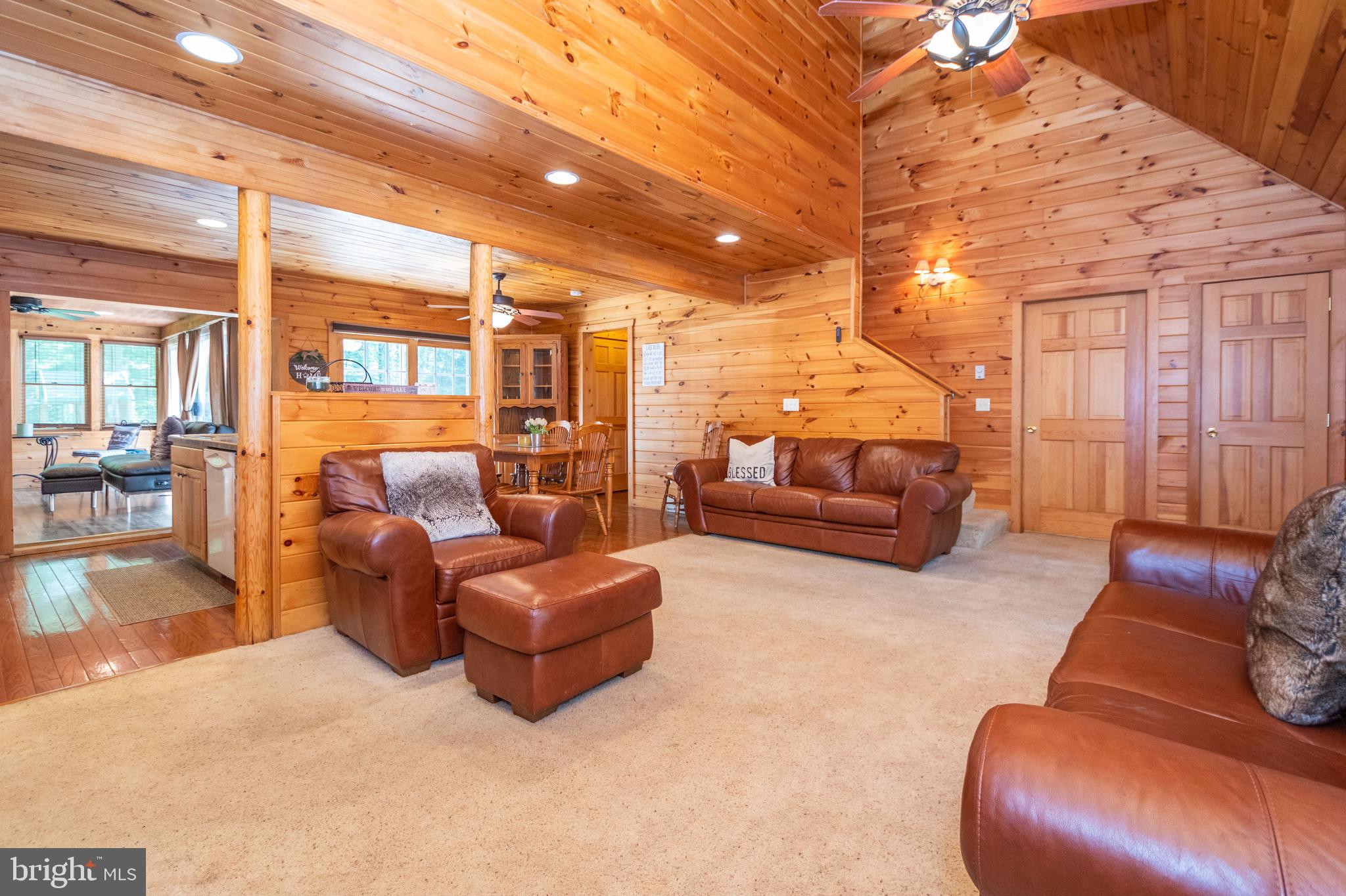 HARVEY'S PENINSULA - Residential