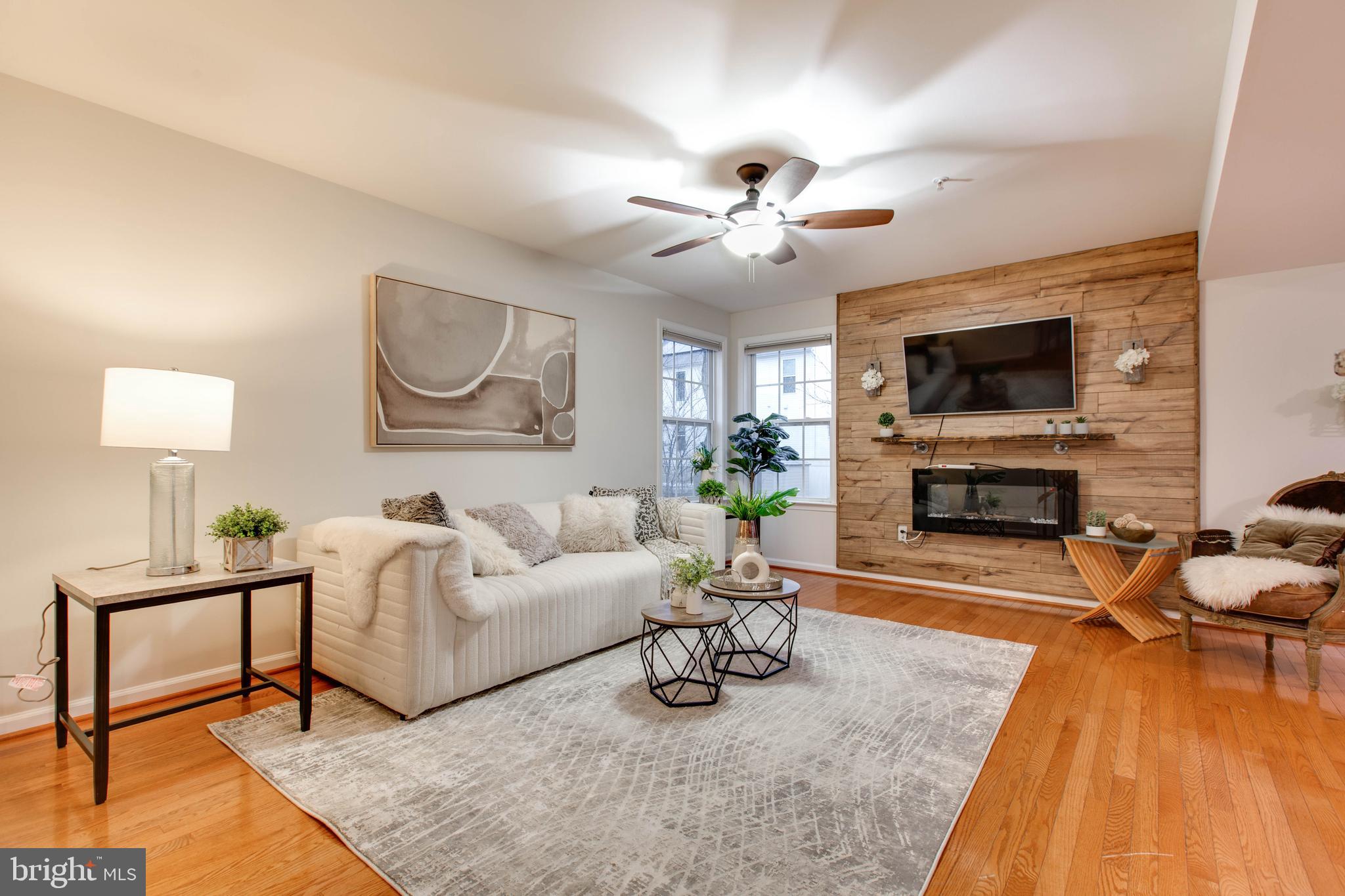 GRANDE VIEW PARK - Residential