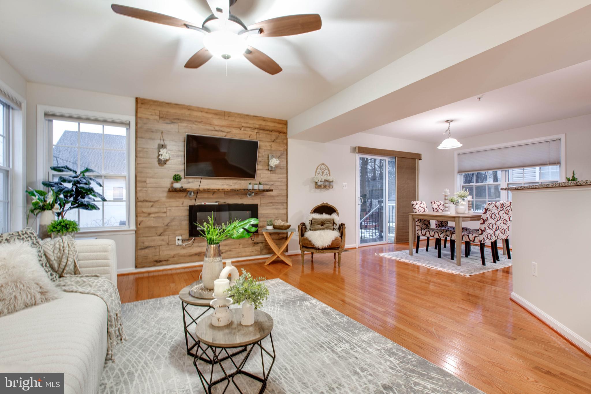 GRANDE VIEW PARK - Residential