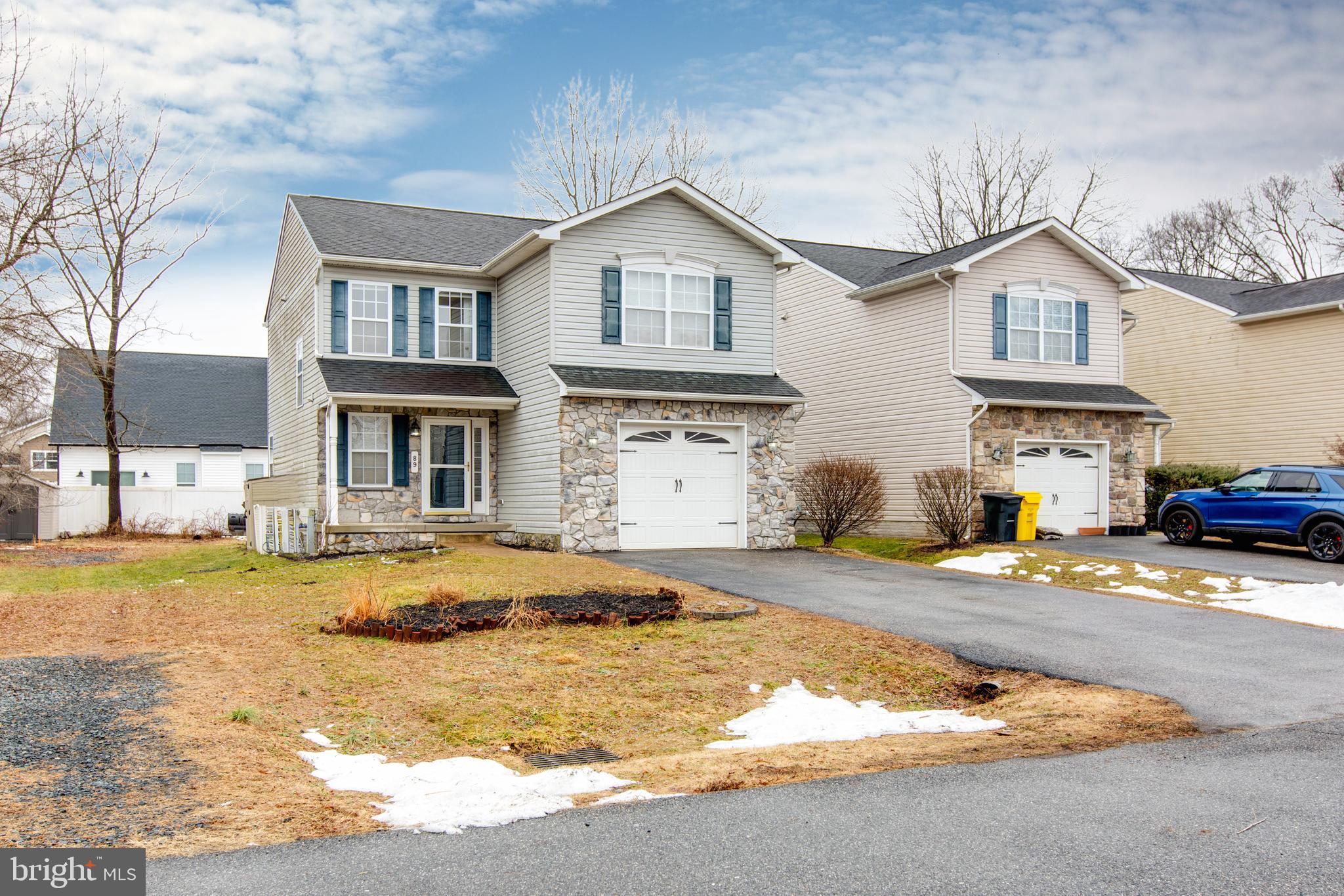 GRANDE VIEW PARK - Residential