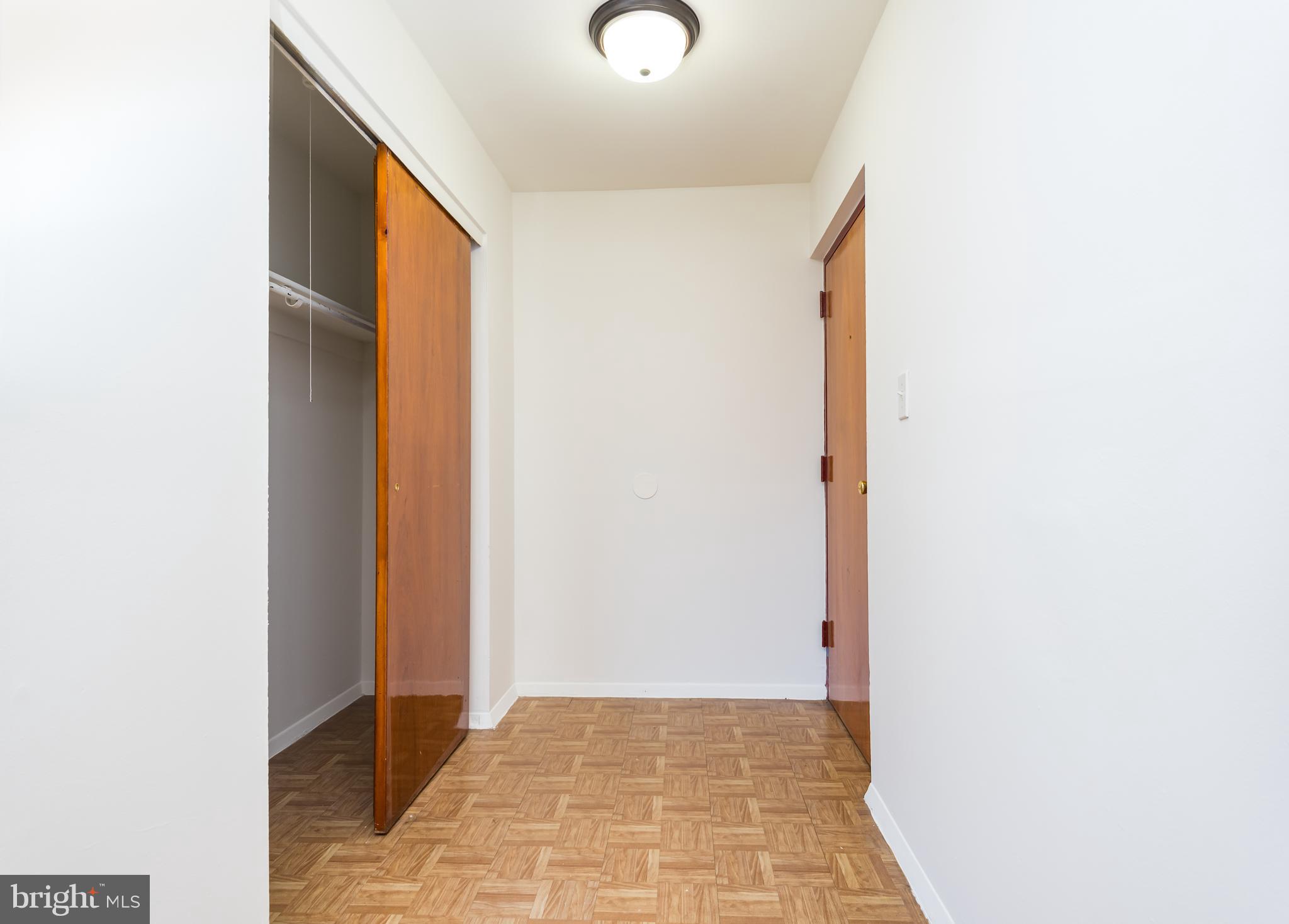 OLD CENTREVILLE GARDENS - Residential Lease