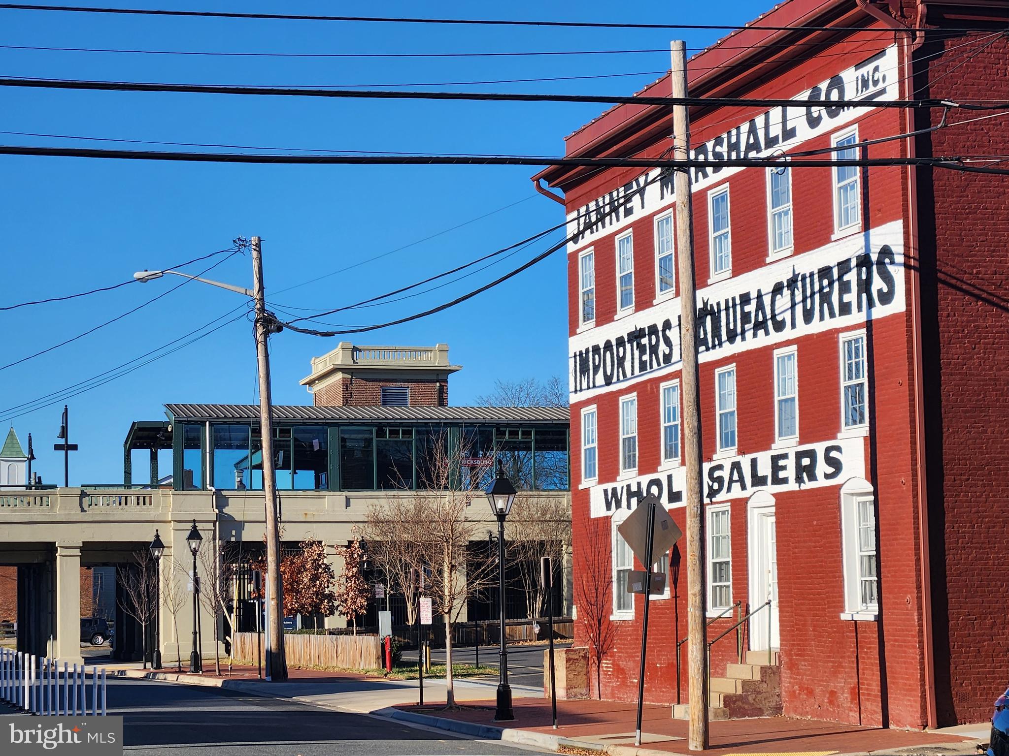 HISTORIC DISTRICT - Residential Lease