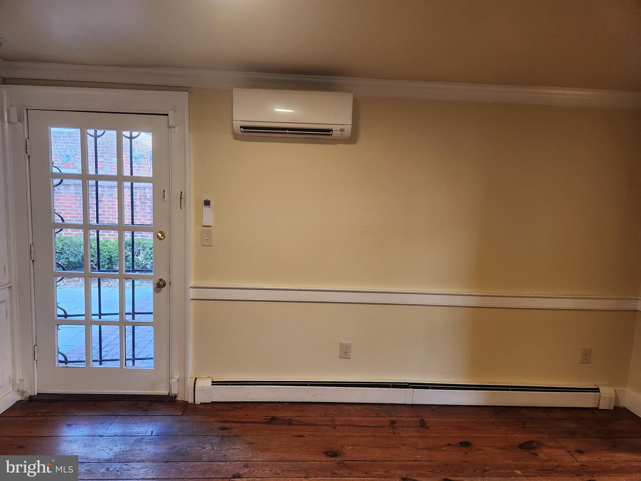 HISTORIC DISTRICT - Residential Lease