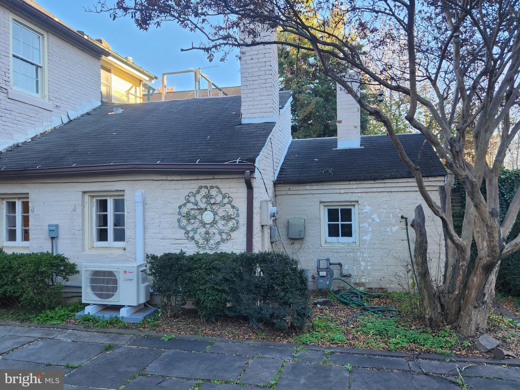 HISTORIC DISTRICT - Residential Lease