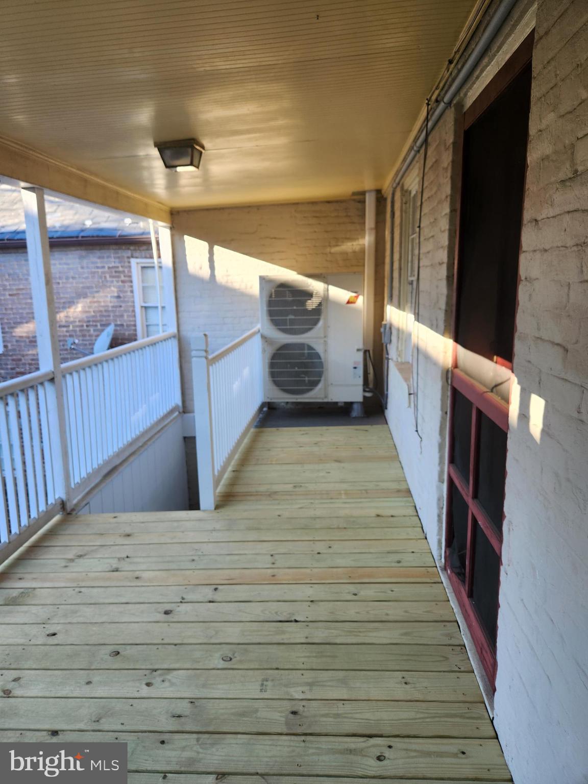 HISTORIC DISTRICT - Residential Lease