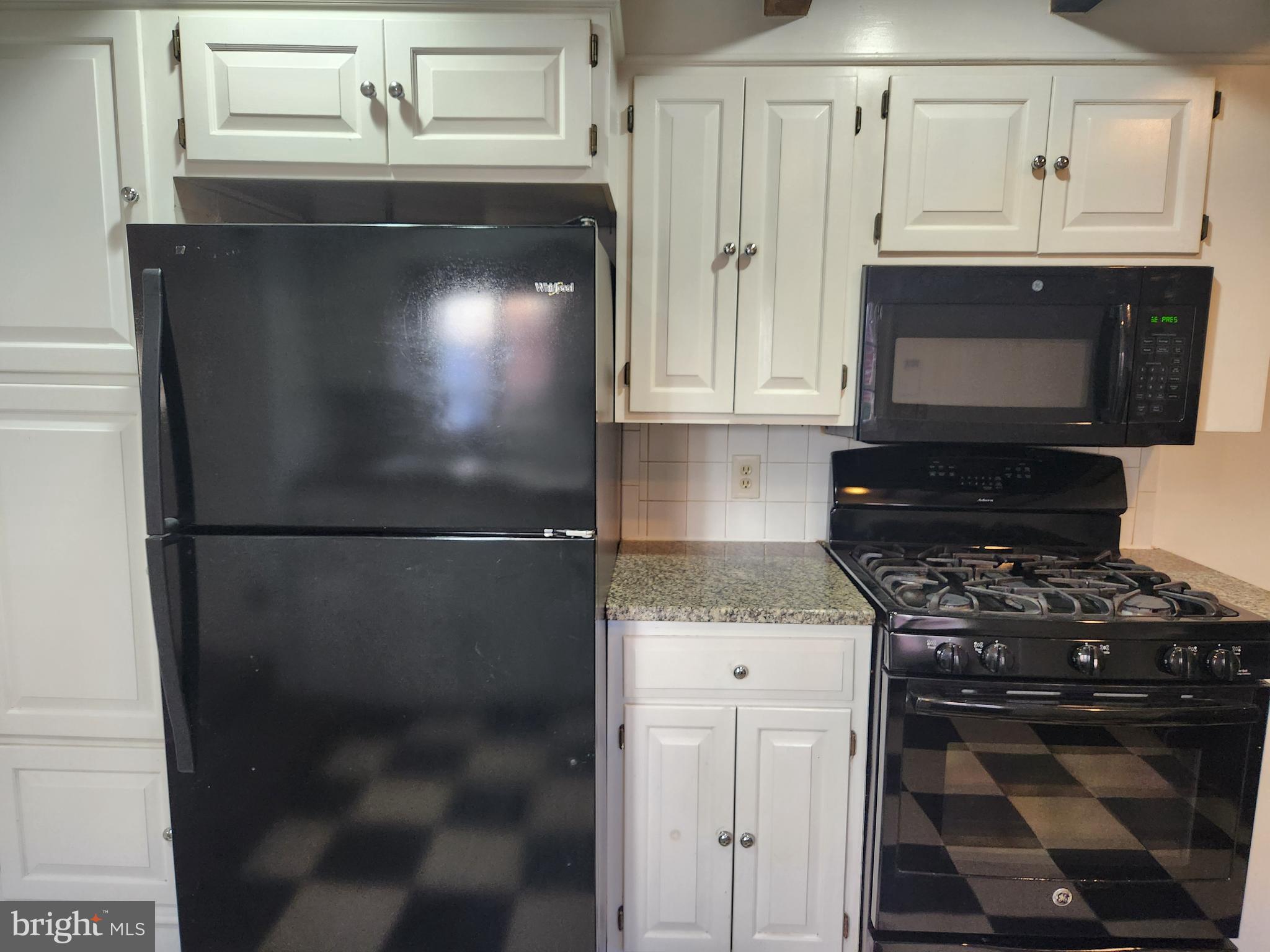 HISTORIC DISTRICT - Residential Lease