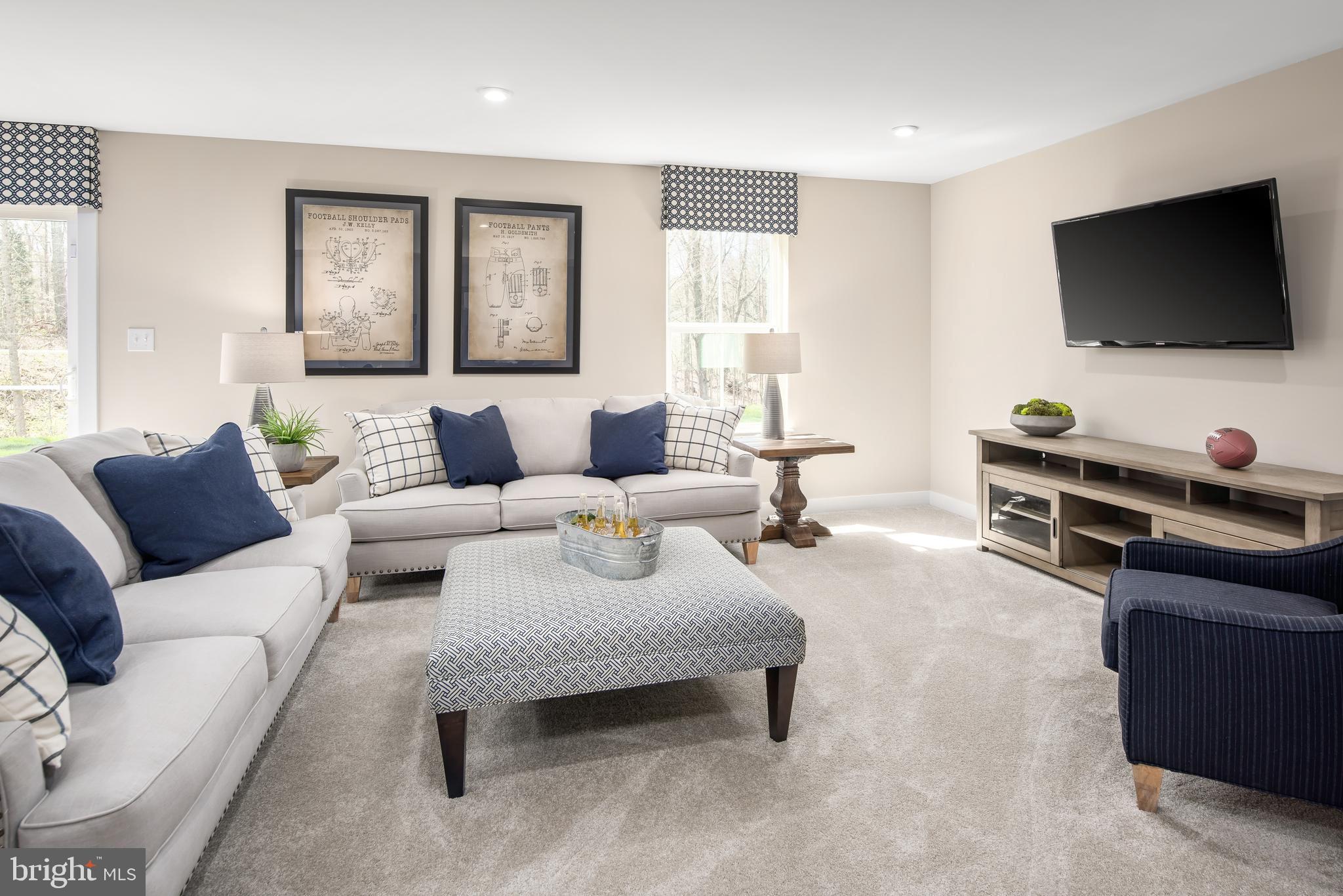 HERITAGE WOODS - Residential