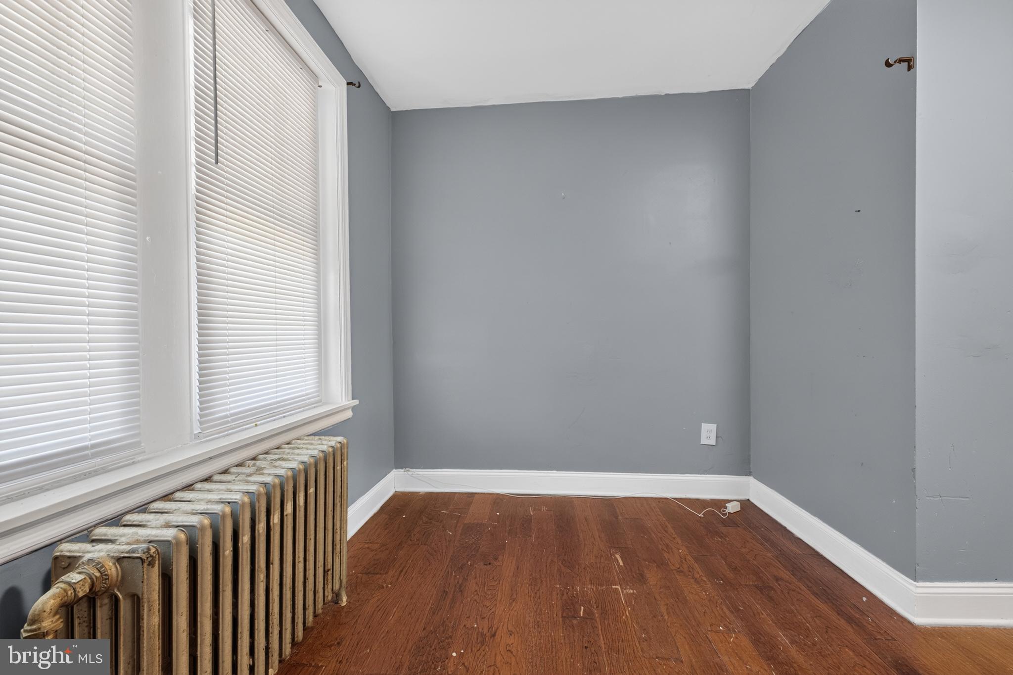 18 E 21ST STREET