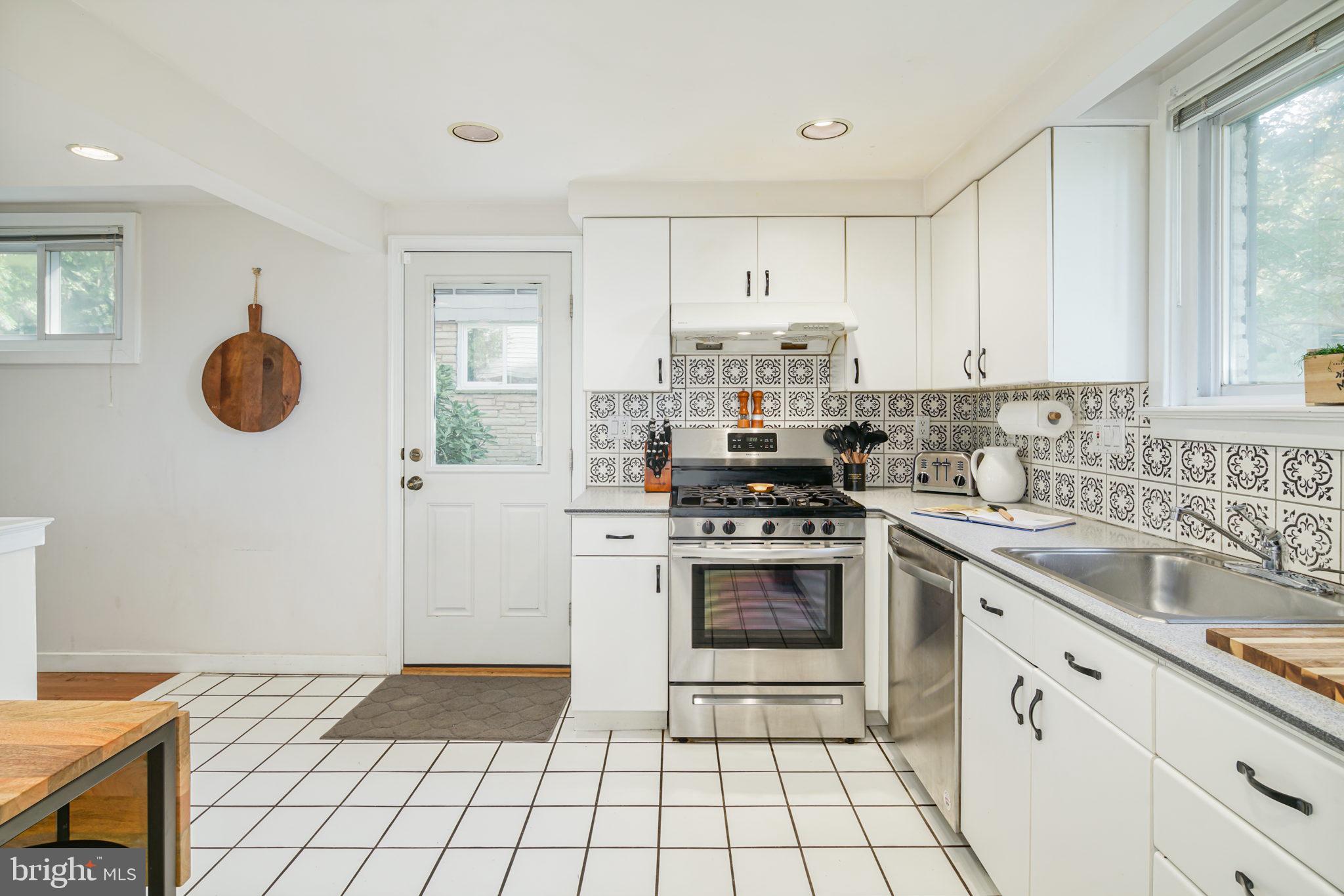 COLLEGE PARK - Residential