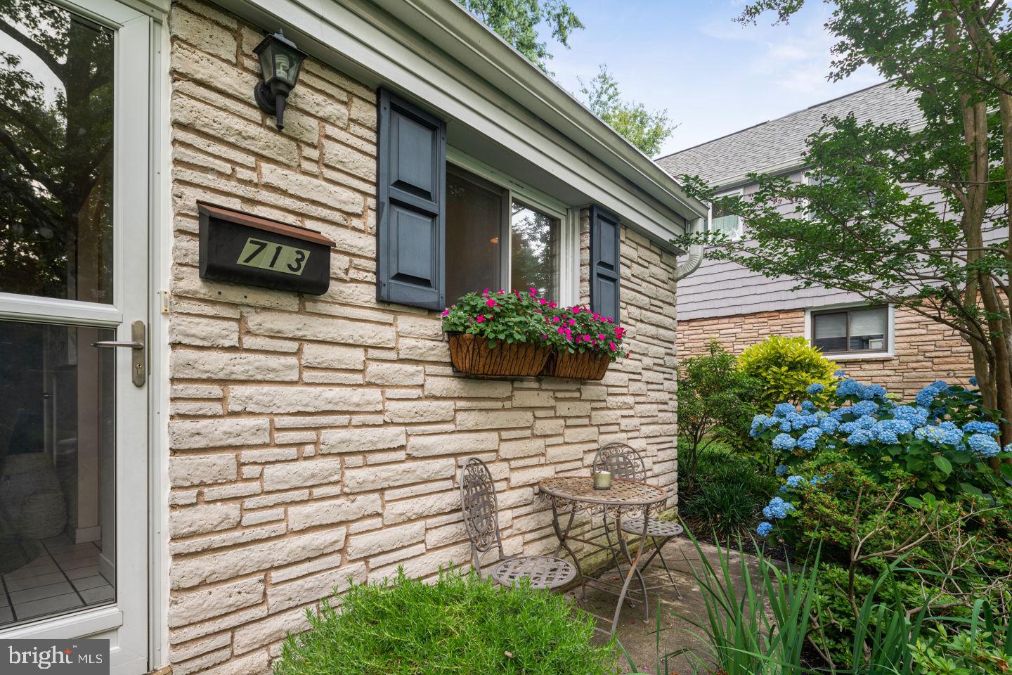 COLLEGE PARK - Residential
