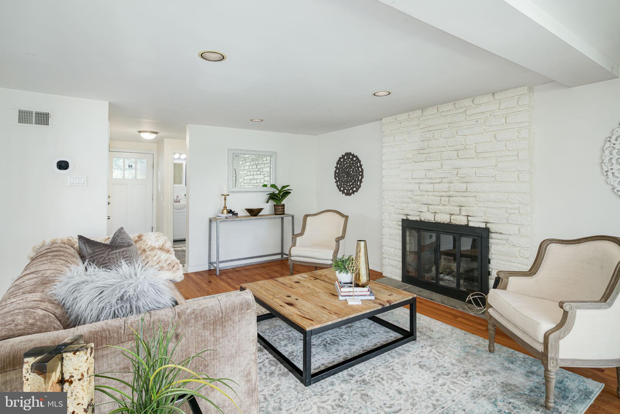 COLLEGE PARK - Residential