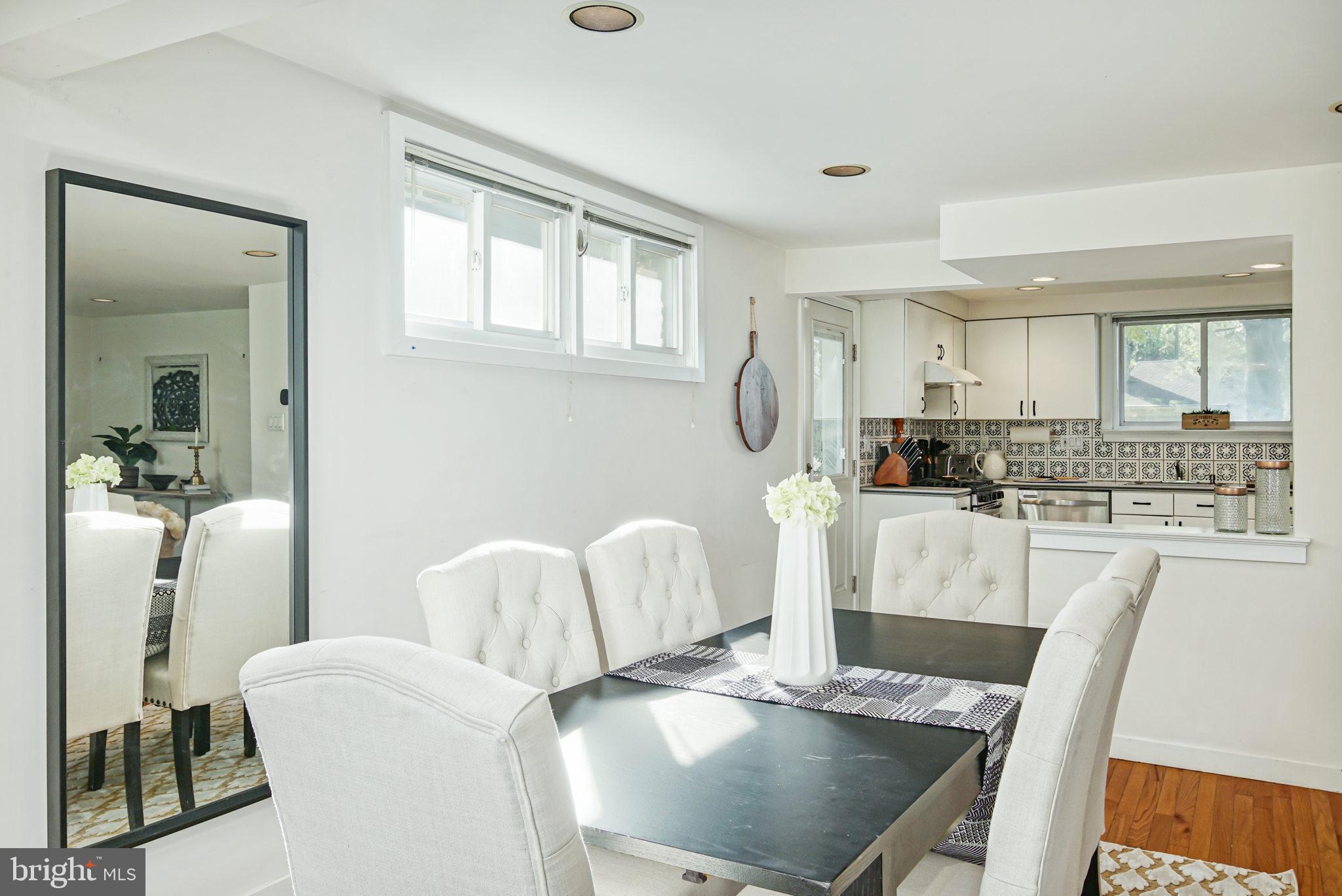 COLLEGE PARK - Residential