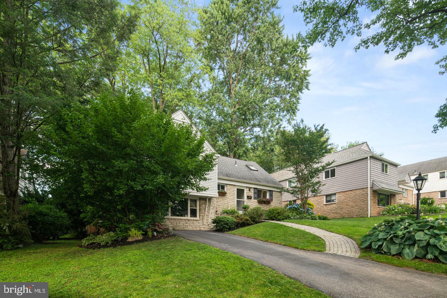 COLLEGE PARK - Residential