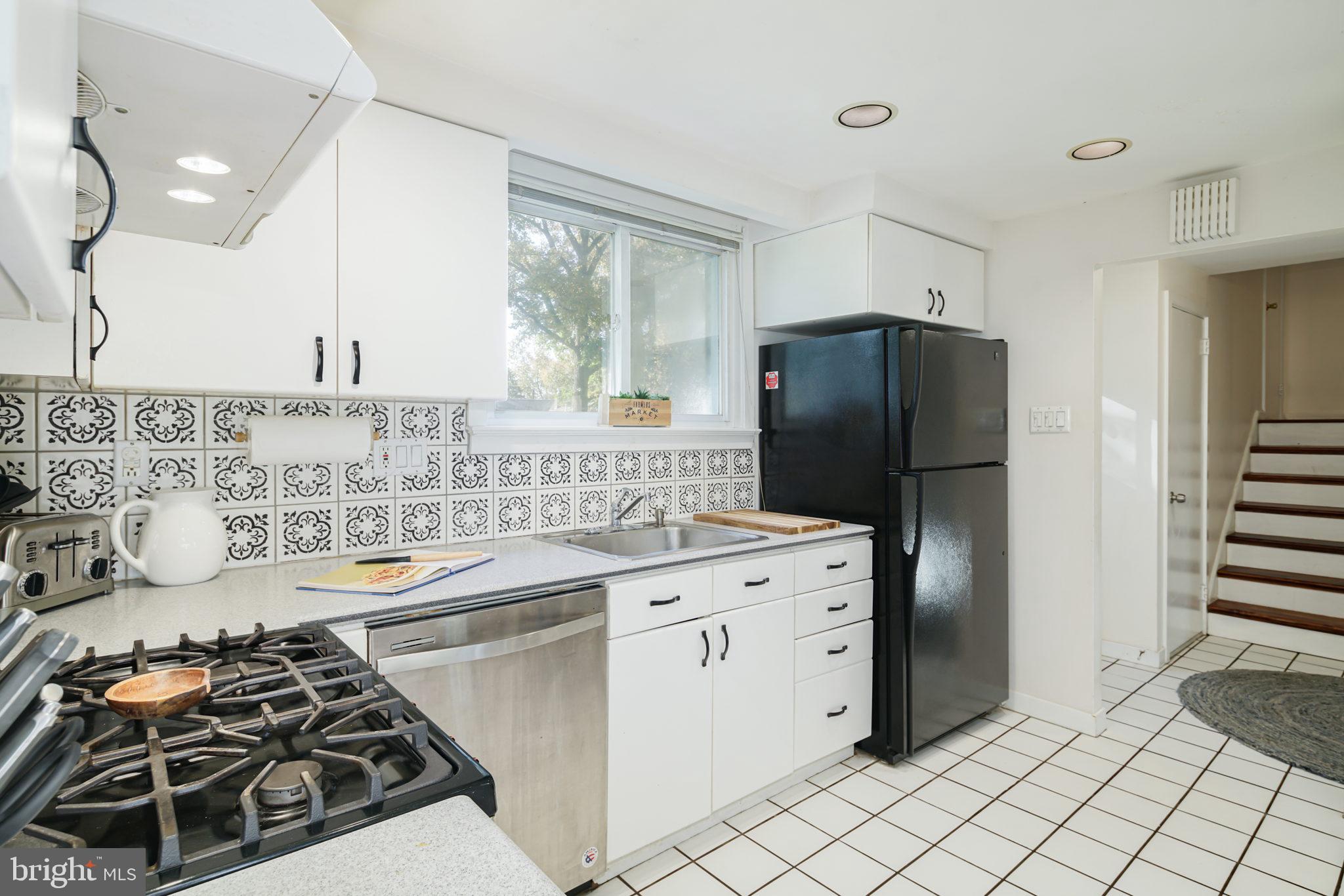COLLEGE PARK - Residential