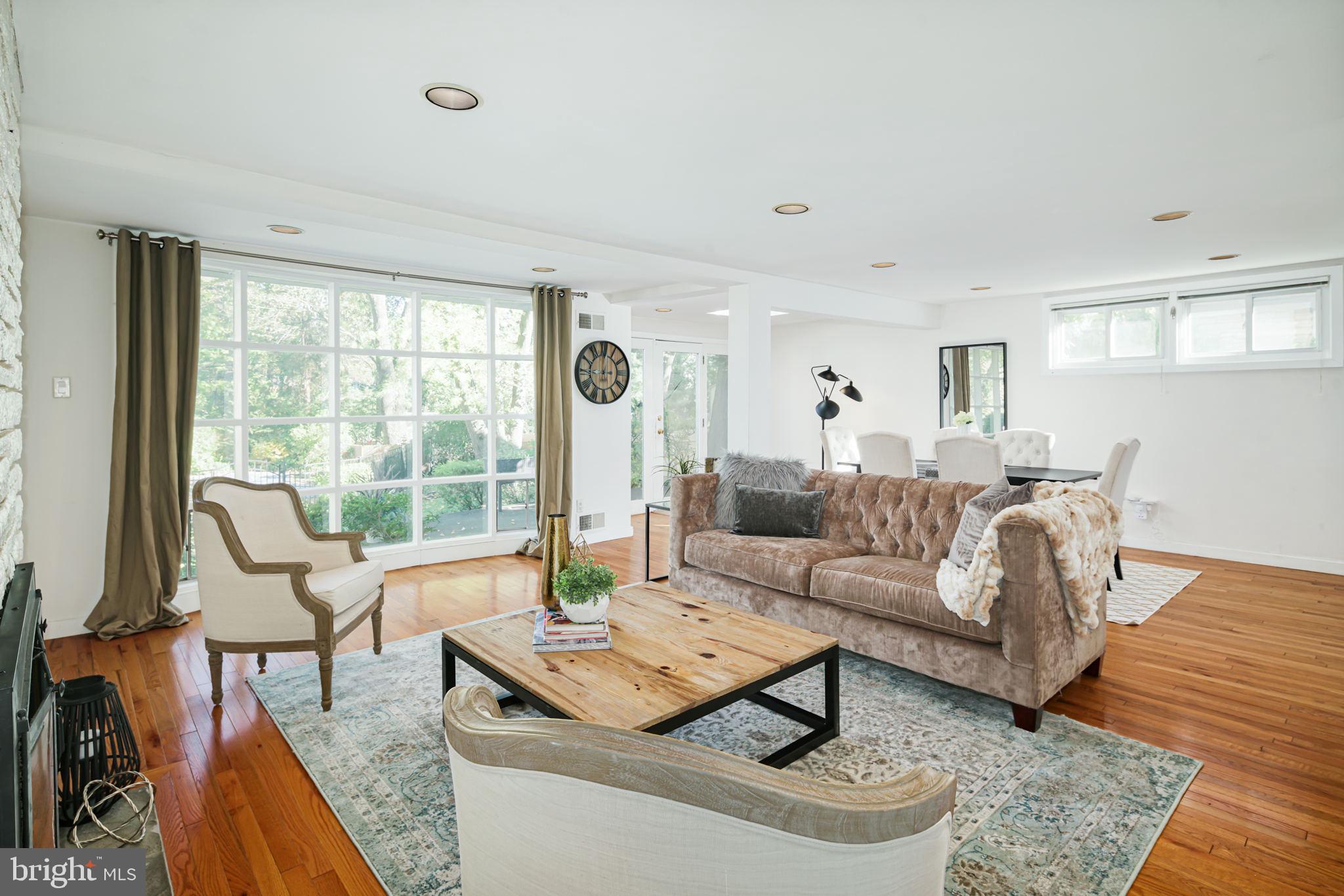 COLLEGE PARK - Residential