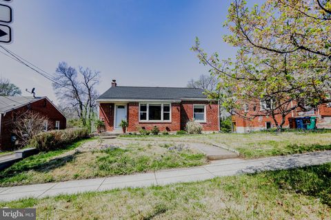 3104 GUMWOOD DRIVE HYATTSVILLE MD 20783