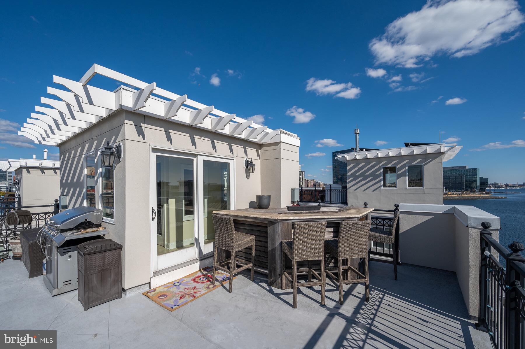 PIER HOMES AT HARBORVIEW - Residential Lease