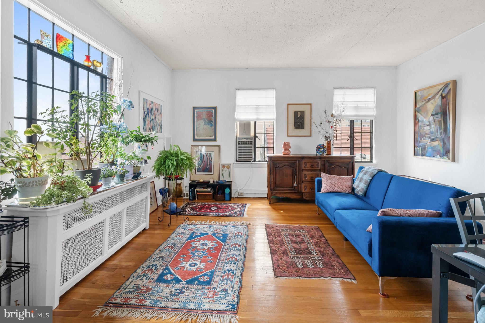 1305 BROOM STREET 404