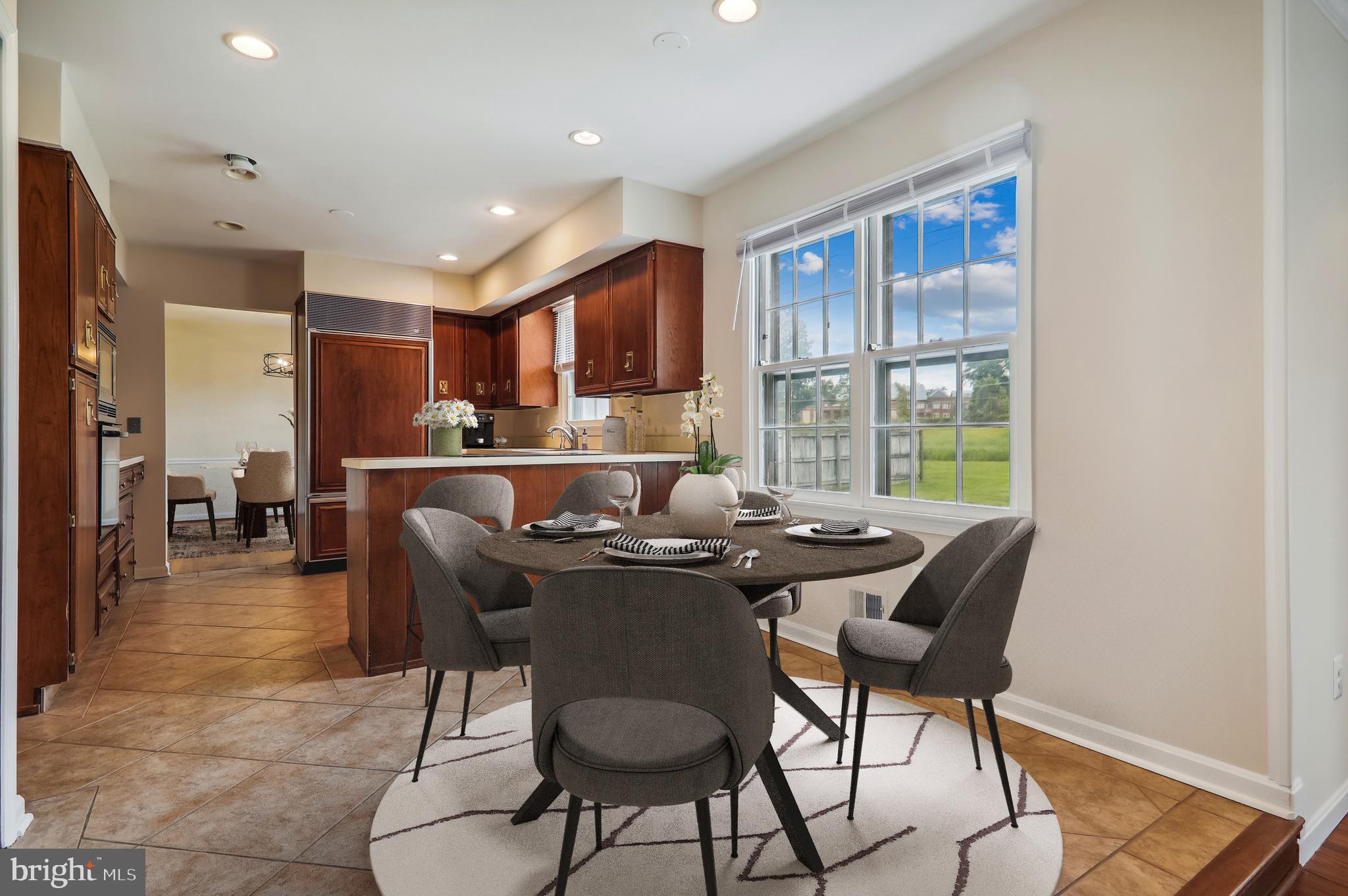 REGENCY ESTATES - Residential