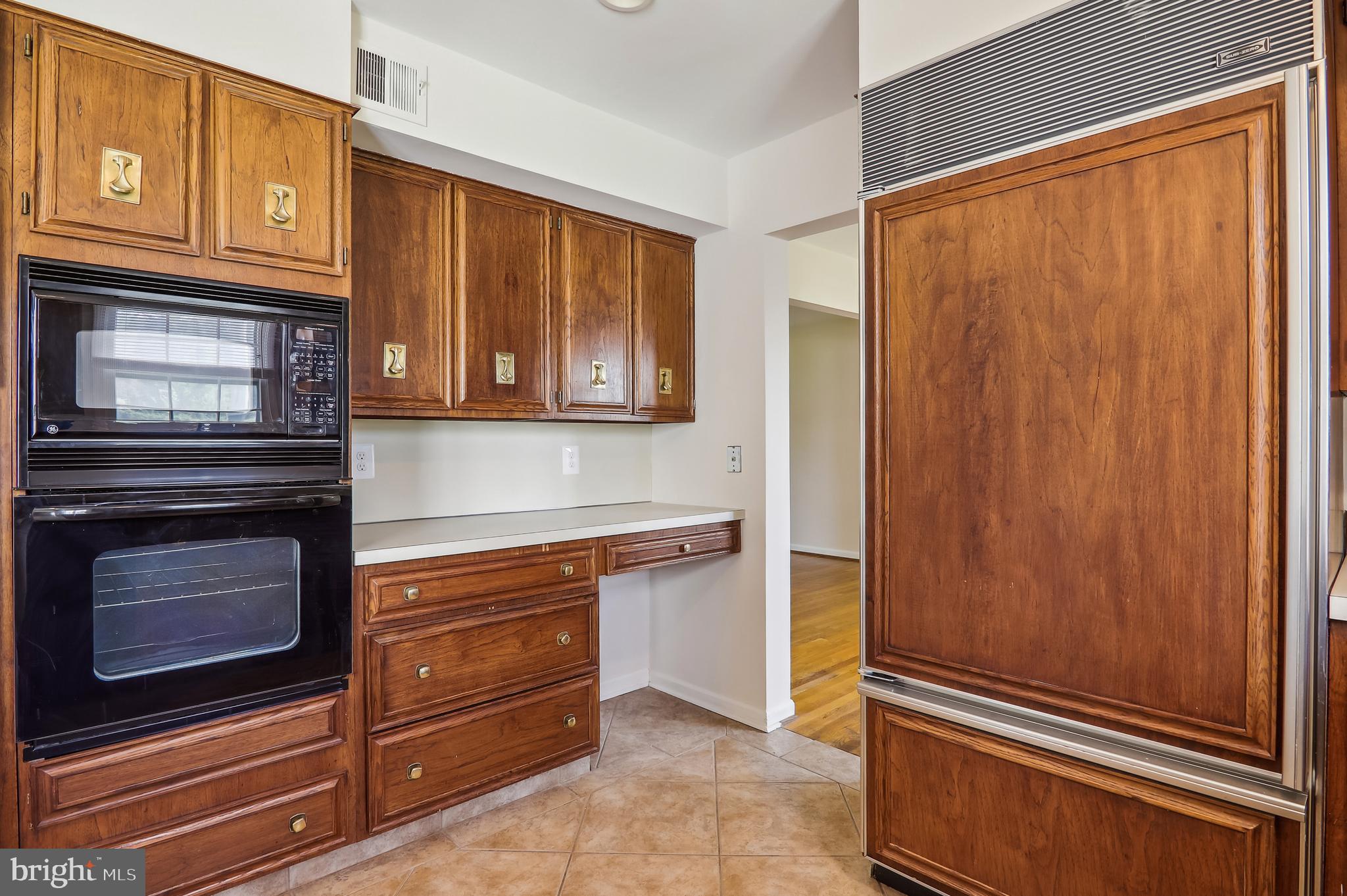 REGENCY ESTATES - Residential