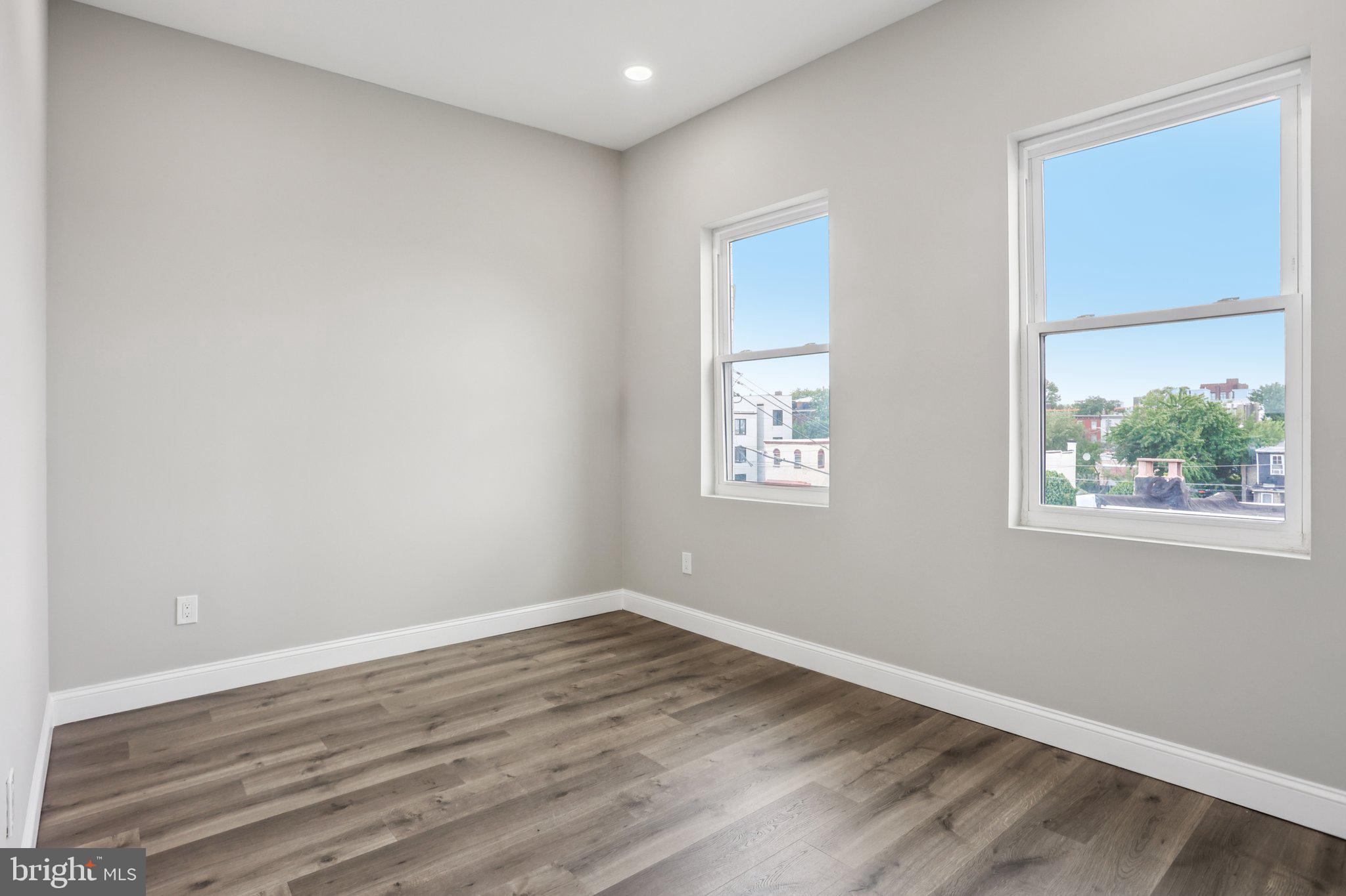 NORRIS SQUARE - Residential